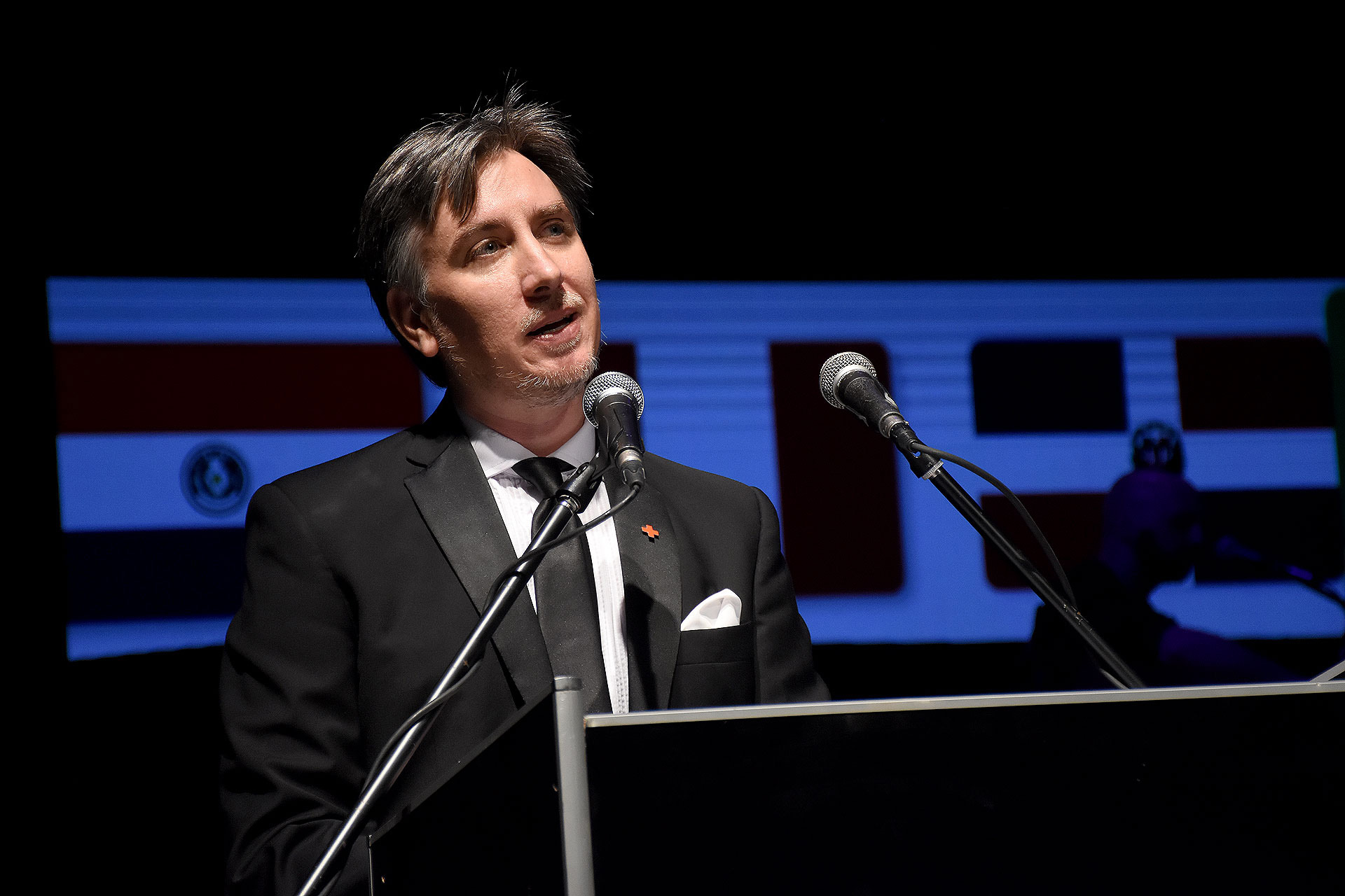El discurso de Diego Tipping, presidente de Cruz Roja Argentina. Del 20 al 23 de mayo, la ciudad de Buenos Aires albergará a más de 250 personas provenientes de 35 países del continente americano, como así también, a distintos representantes de diferentes países que colaboran activamente con el accionar de la Federación, a fin de dar cumplimiento a su misión humanitaria