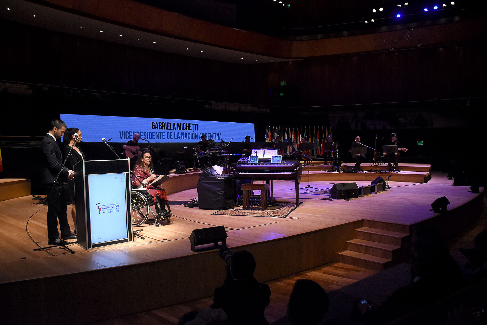 Gabriela Michetti en el escenario