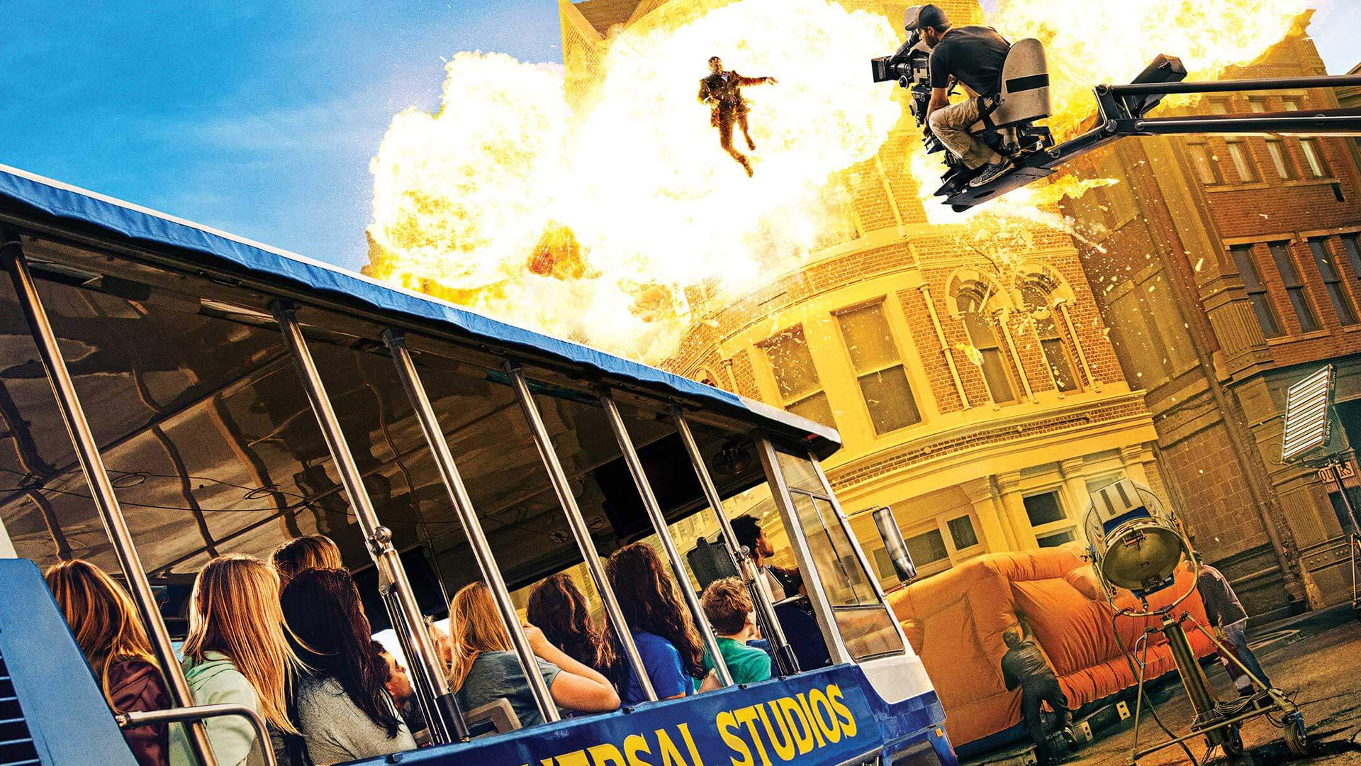 El Studio tour, ofrece un recorrido en tren en el cual van apareciendo escenarios y escenas en 3D de míticas películas