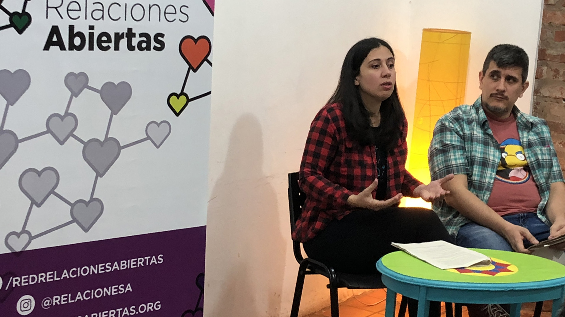 La semana pasada, durante una de las charlas que ofrecen sobre crianza y poliamor