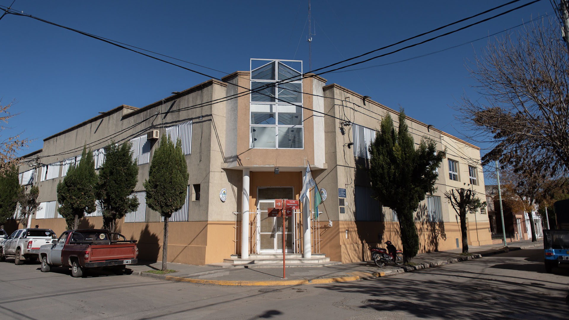 Gonzalo Domínguez (14), Camila López (13), Danilo Sansone (13) y Rocío Guagliarello (13) iban al mismo curso en la Escuela Media N° 1 de San Miguel del Monte. “Eran compañeros de segundo cuarta, se sentaban juntos, estaban juntos siempre en los recreos, compartían las comidas, las golosinas, se pasaban los deberes”, contó Lis Magano, su preceptora