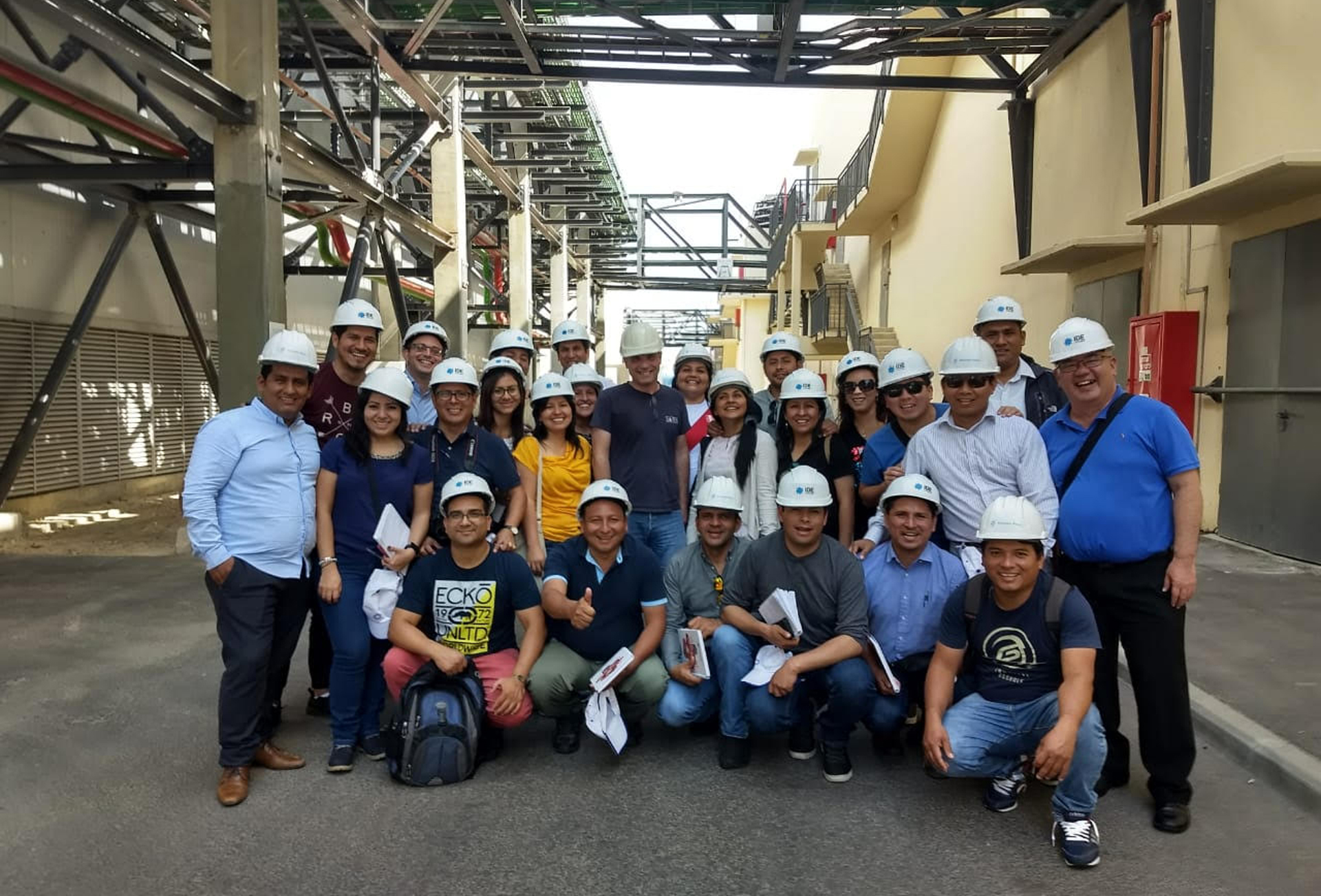 Una de las tantas delegaciones universitarias que visitó la planta de desalinización más grande de Israel