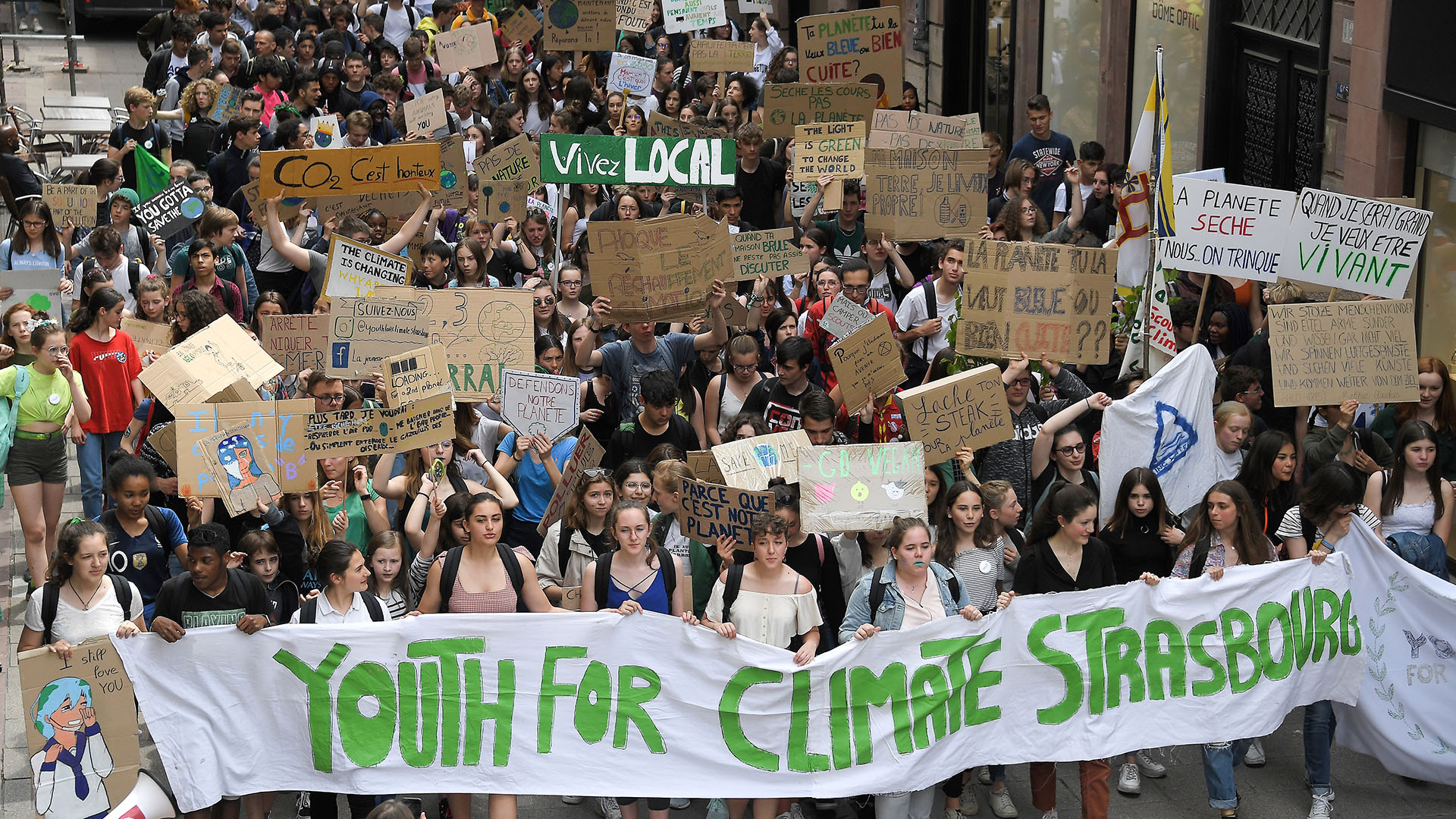 En un cambio desde las últimas elecciones al Parlamento Europeo, los principales partidos han adoptado el cambio climático como un grito de guerra, estimulado en parte por una ola de huelgas estudiantiles. (AFP)