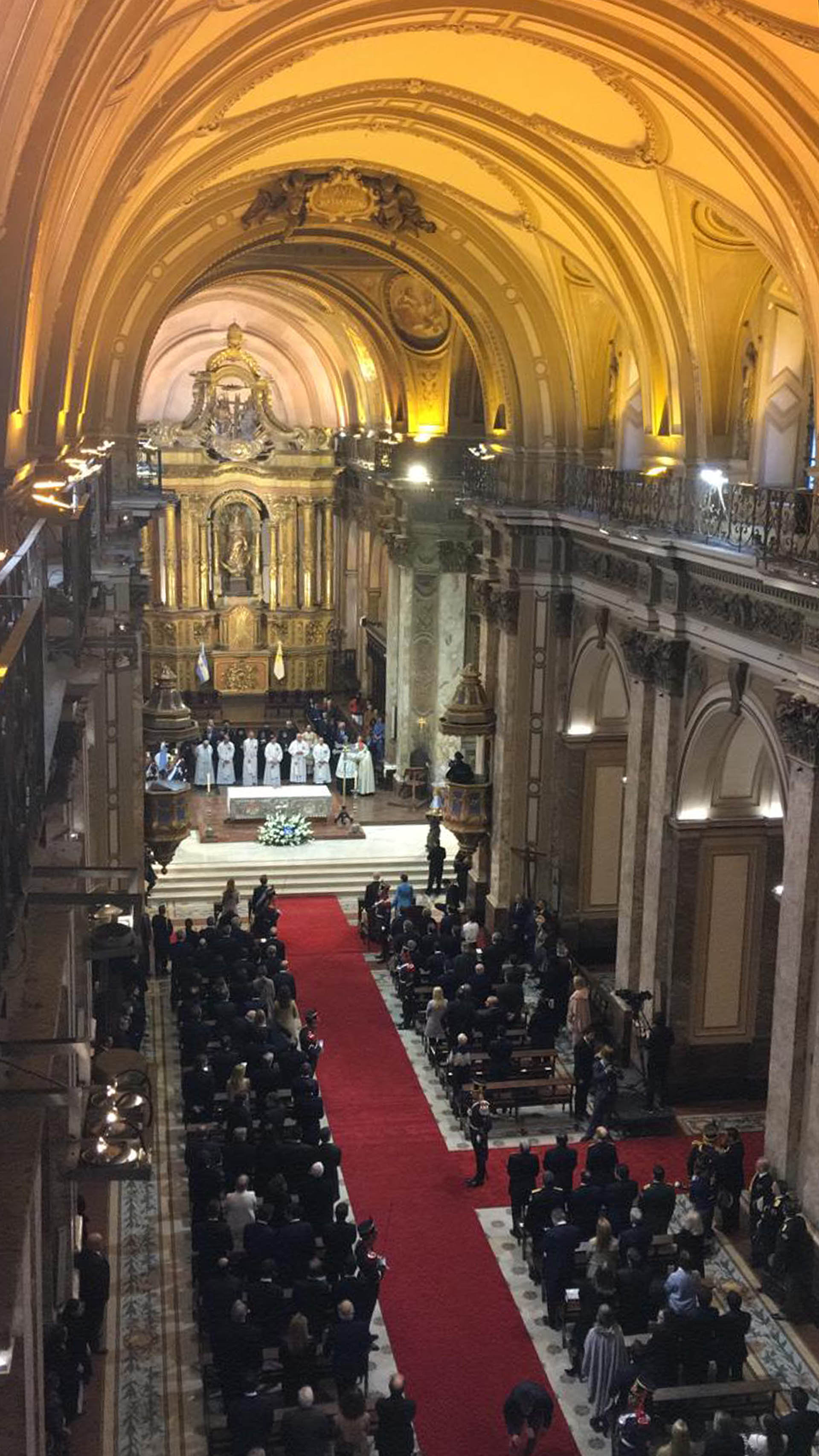 Vista aérea del interior de la Catedral Metropolitana