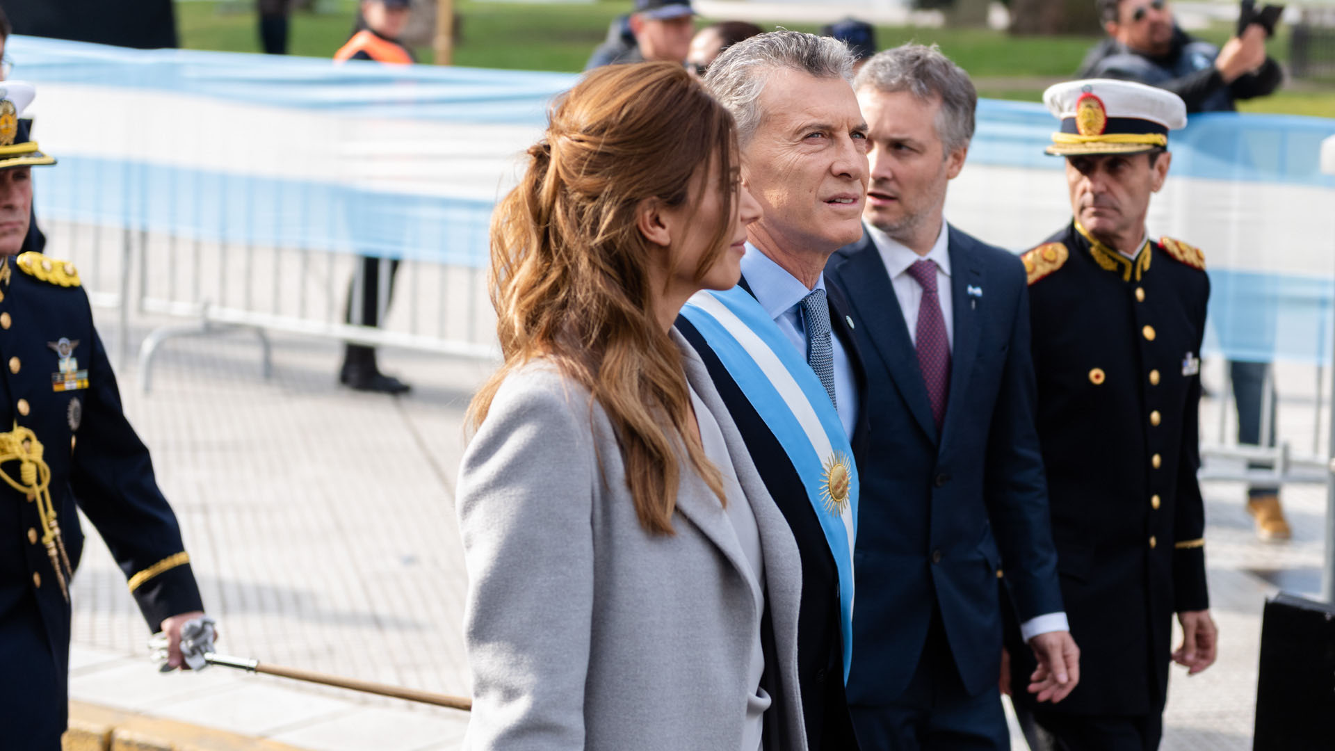 Macri y Awada, a la salida de la Catedral