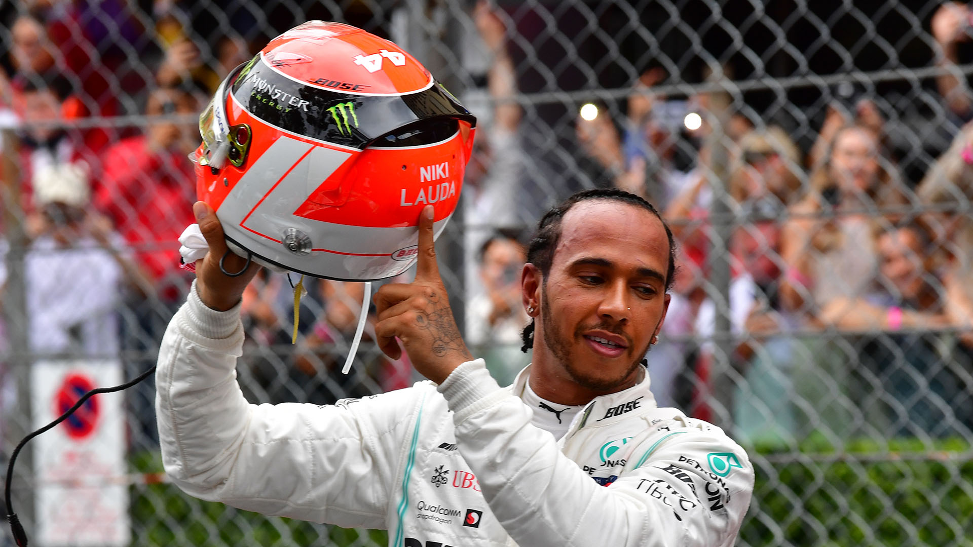 Lewis Hamilton (Mercedes), USD 47,3642 millones