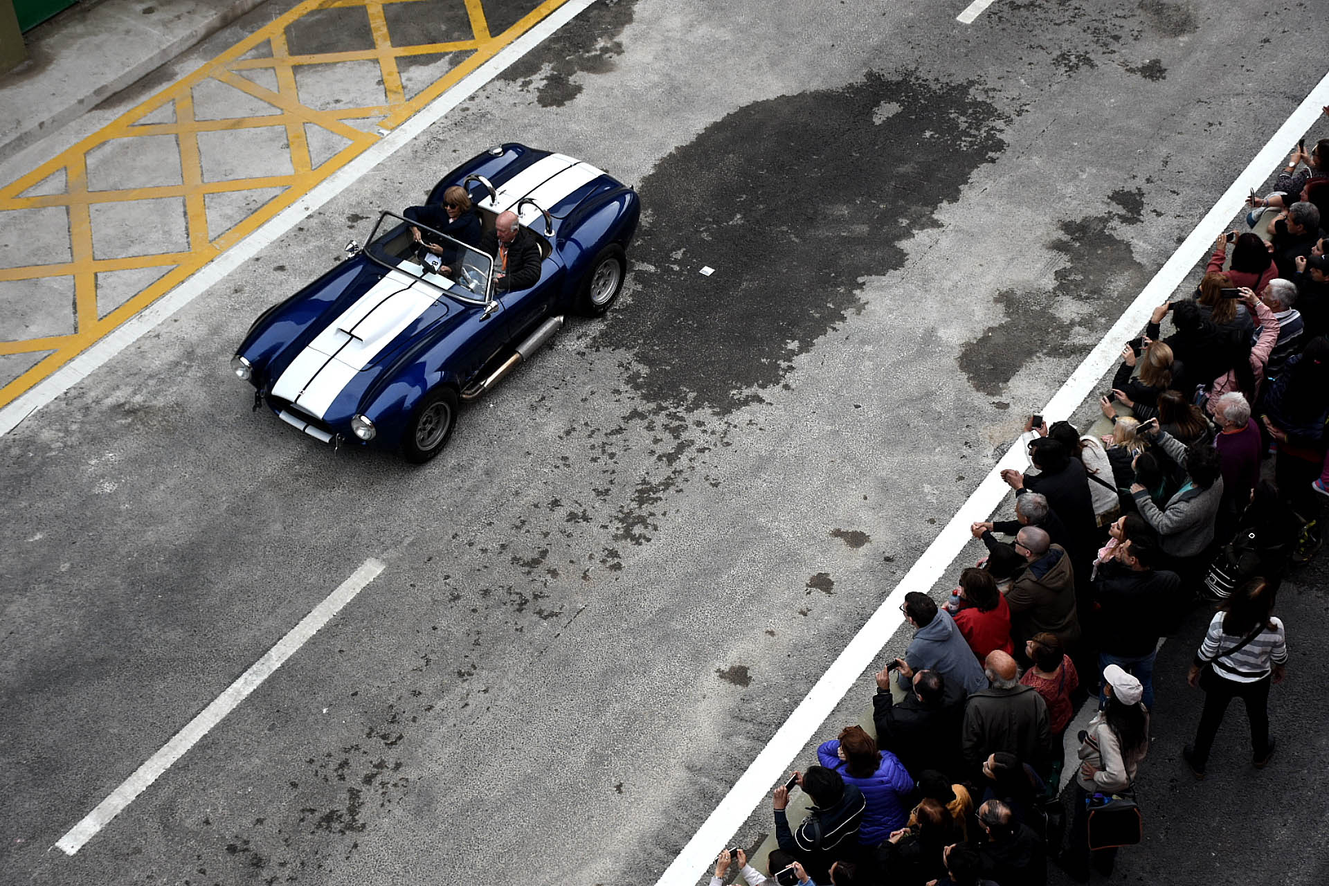 Más de 150 autos recorrieron la historia del mundo de los autos