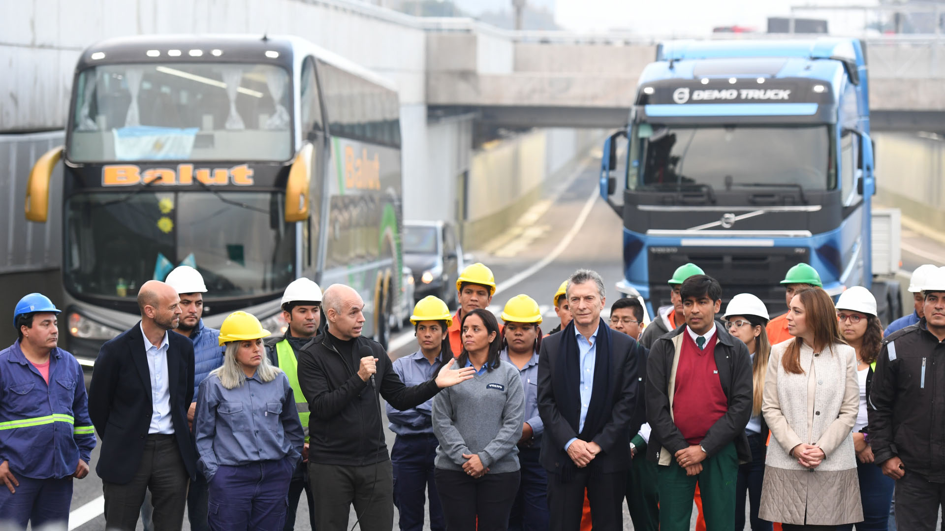 Macri, Rodríguez Larreta y Vidal durante la inauguración del Paseo del Bajo. Los tres ya sabían que el radicalismo exigiría la ampliación de Cambiemos.(Maximiliano Luna)