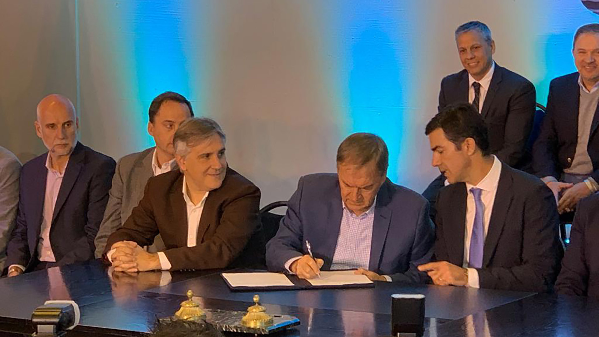 Los gobernadores firmaron un convenio de cooperación turística