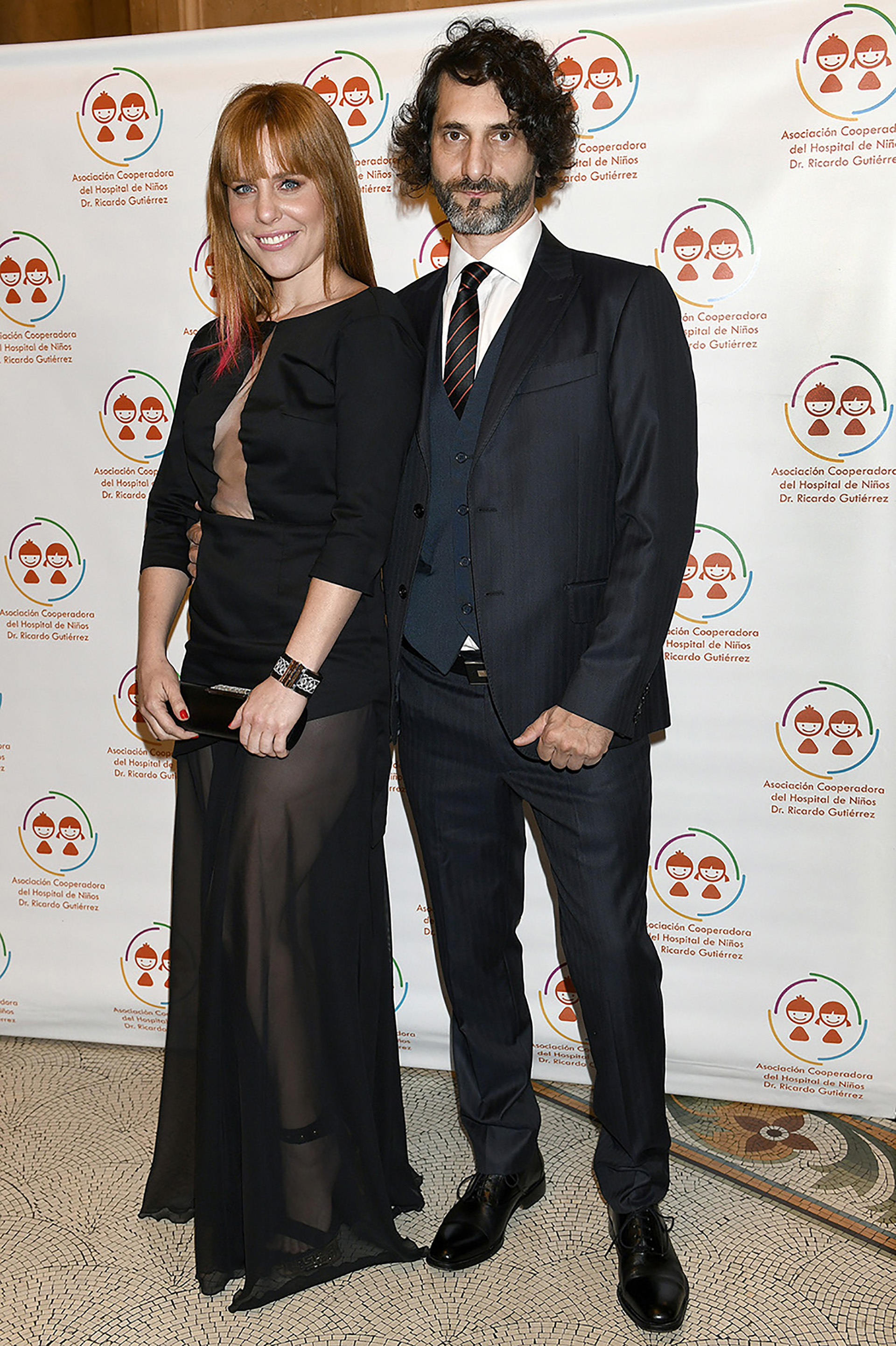Agustina Kampfer y su pareja