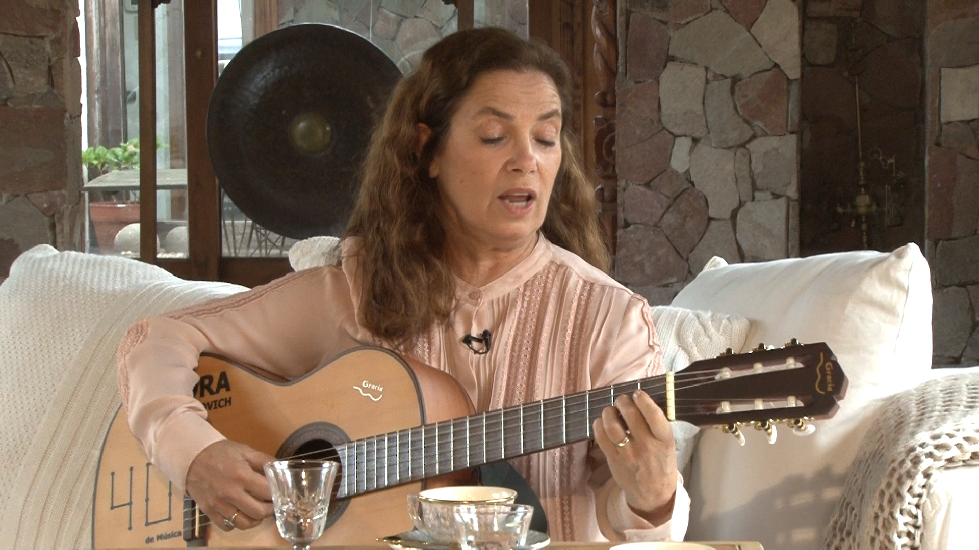 Sandra Mihanovich abrió su corazón e hizo confesiones de su tema musical más conocido