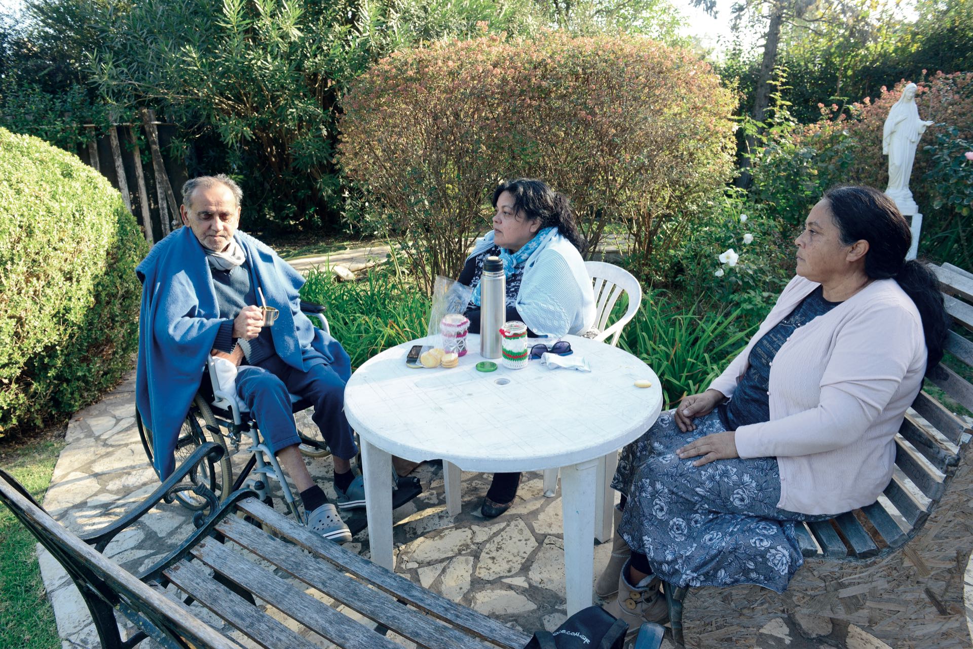 Las puertas siempre están abiertas para los familiares y amigos de los huéspedes.