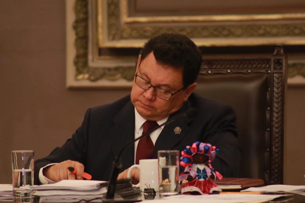 Héctor Alonso Granados, diputado por Morena, exhibió su misoginia durante una entrevista (Foto: Facebook)