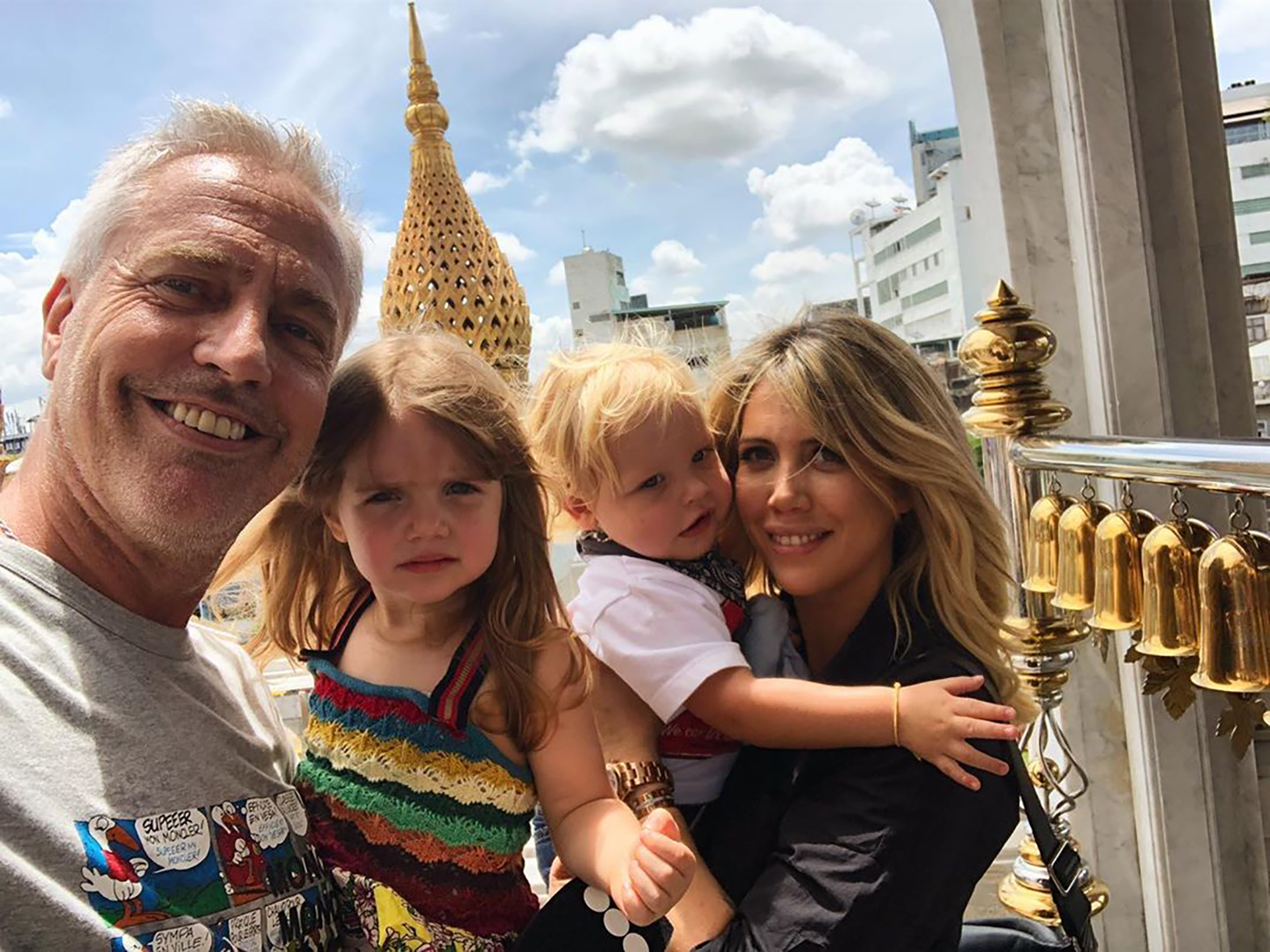 Wanda Nara y su hija, Isabella, llegaron a Bangkok para acompañar a Marley y Mirko en el programa “Por el mundo” (Foto: Instagram)