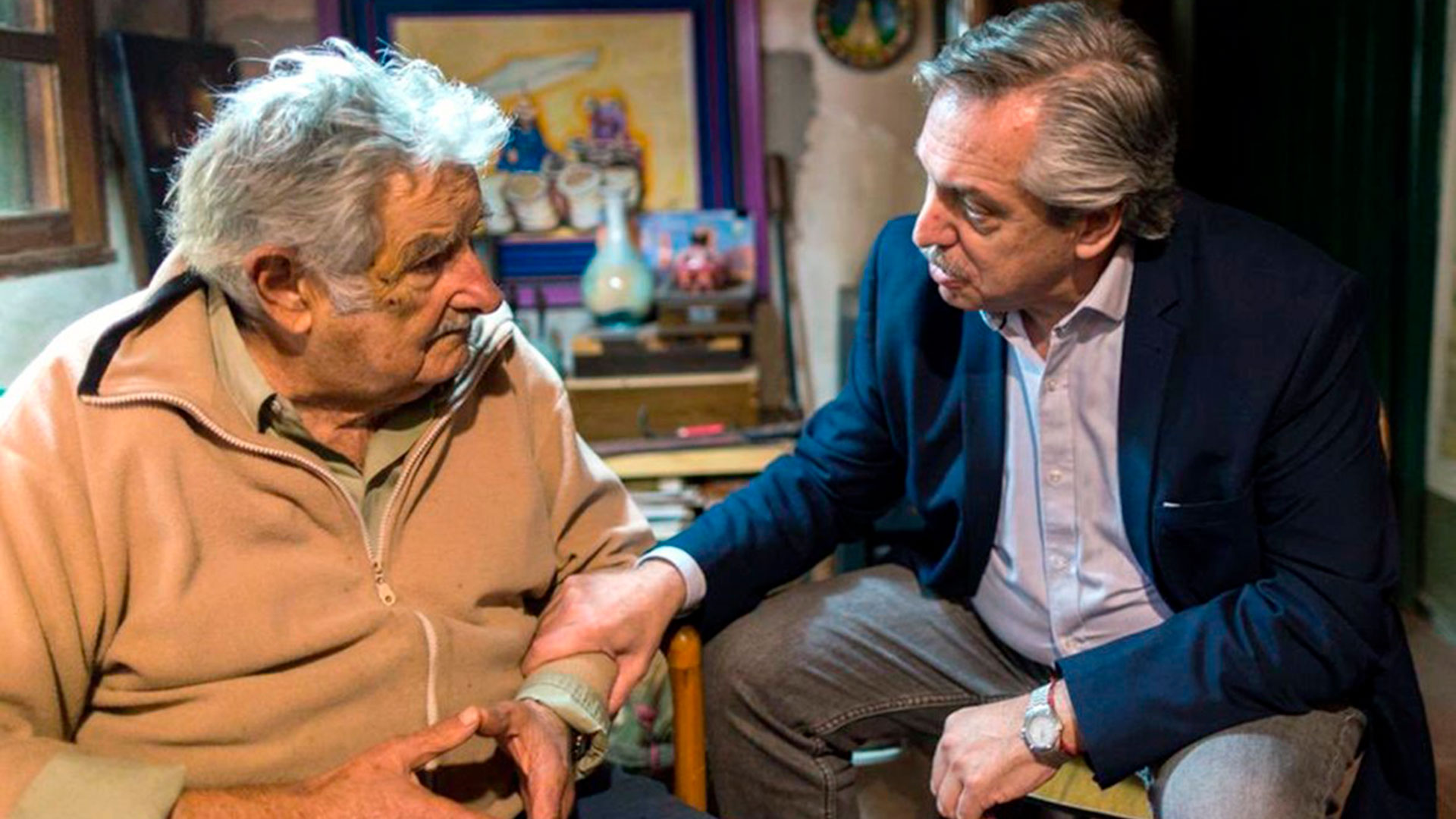 Alberto Fernández dijo que debe discutirse el modelo urugayo en relación con el cannabis