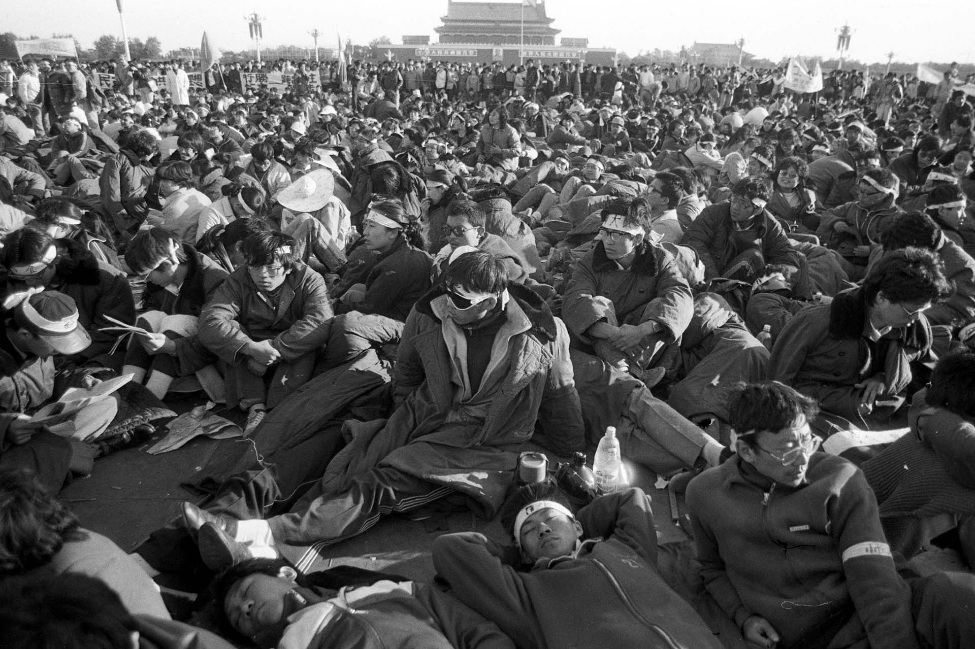 Sentada pacífica en Tiananmen (Jian Liu)
