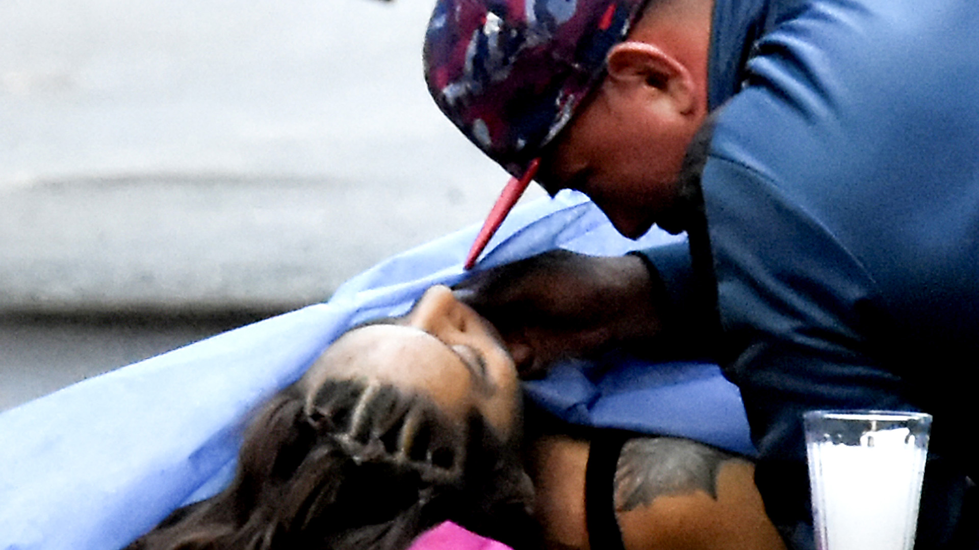 Una mujer de alrededor de 30 años fue asesinada en una riña; los hechos ocurrieron cerca de un hotel en la colonia Guerrero, su pareja llegó a los pocos minutos FOTO: CUARTOSCURO