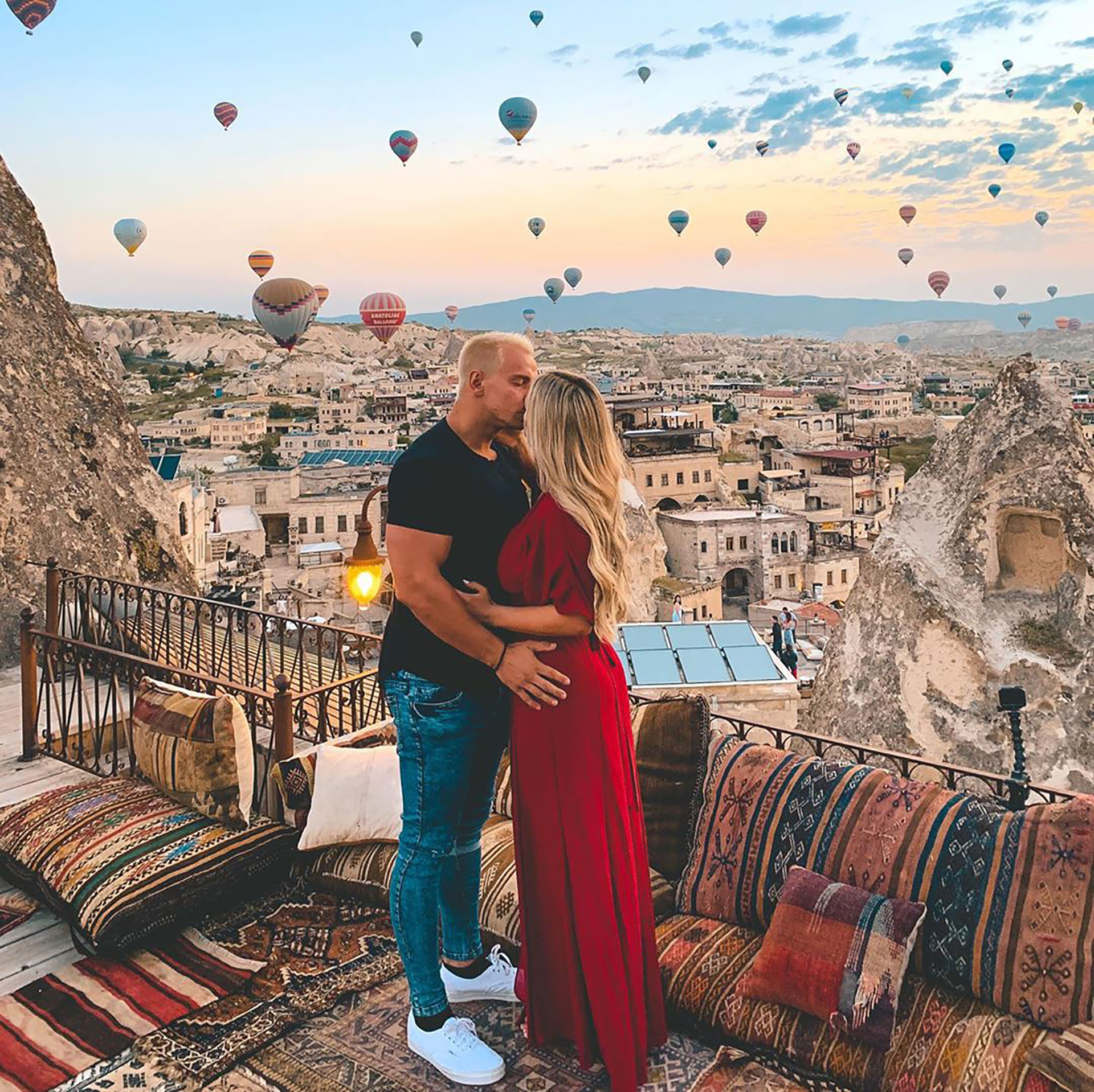 Vitaly y Wolanski son pareja y se muestran juntos en las redes sociales