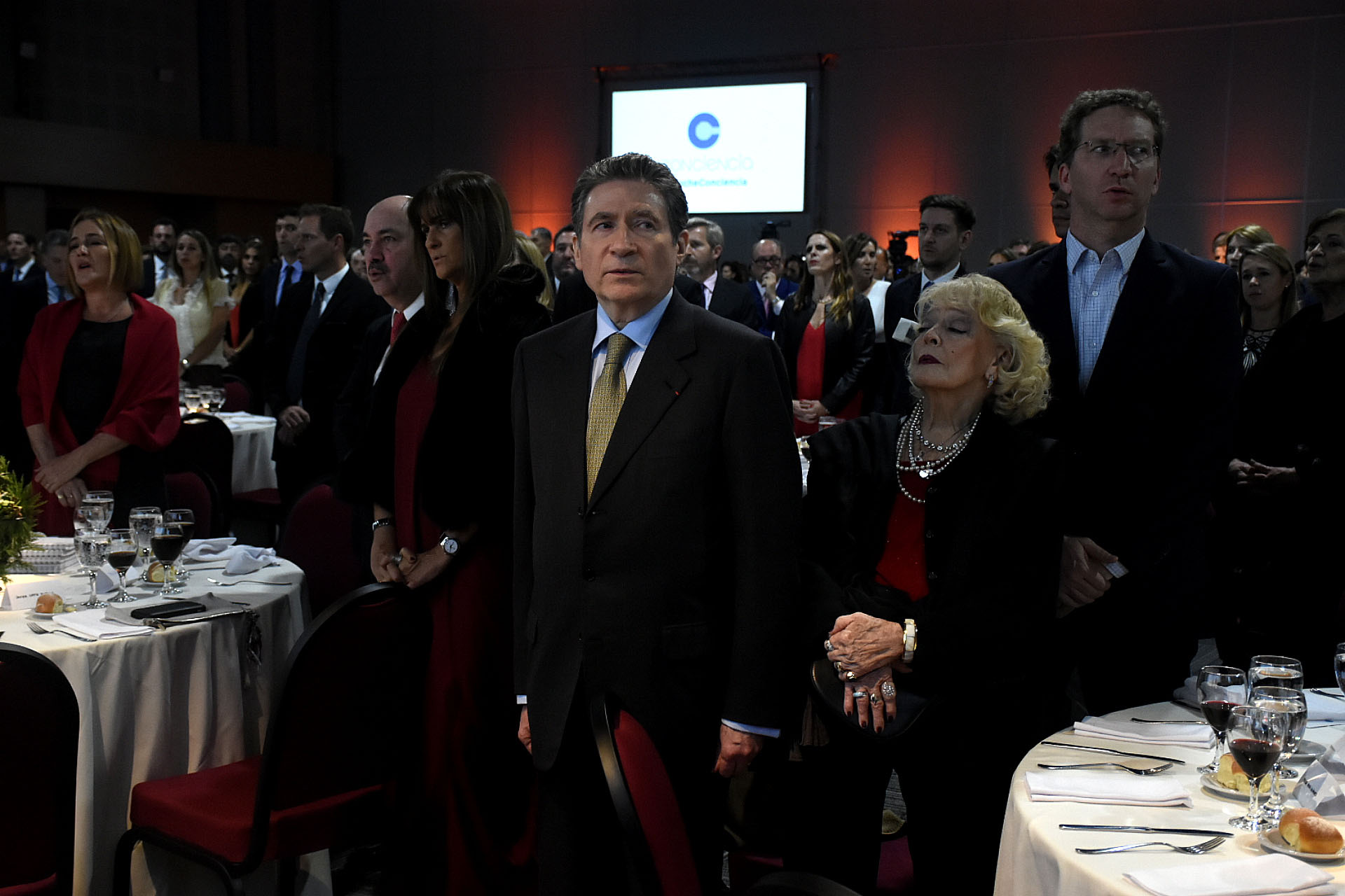 El embajador de Francia en la Argentina, Pierre Henri Guignard, y su mujer