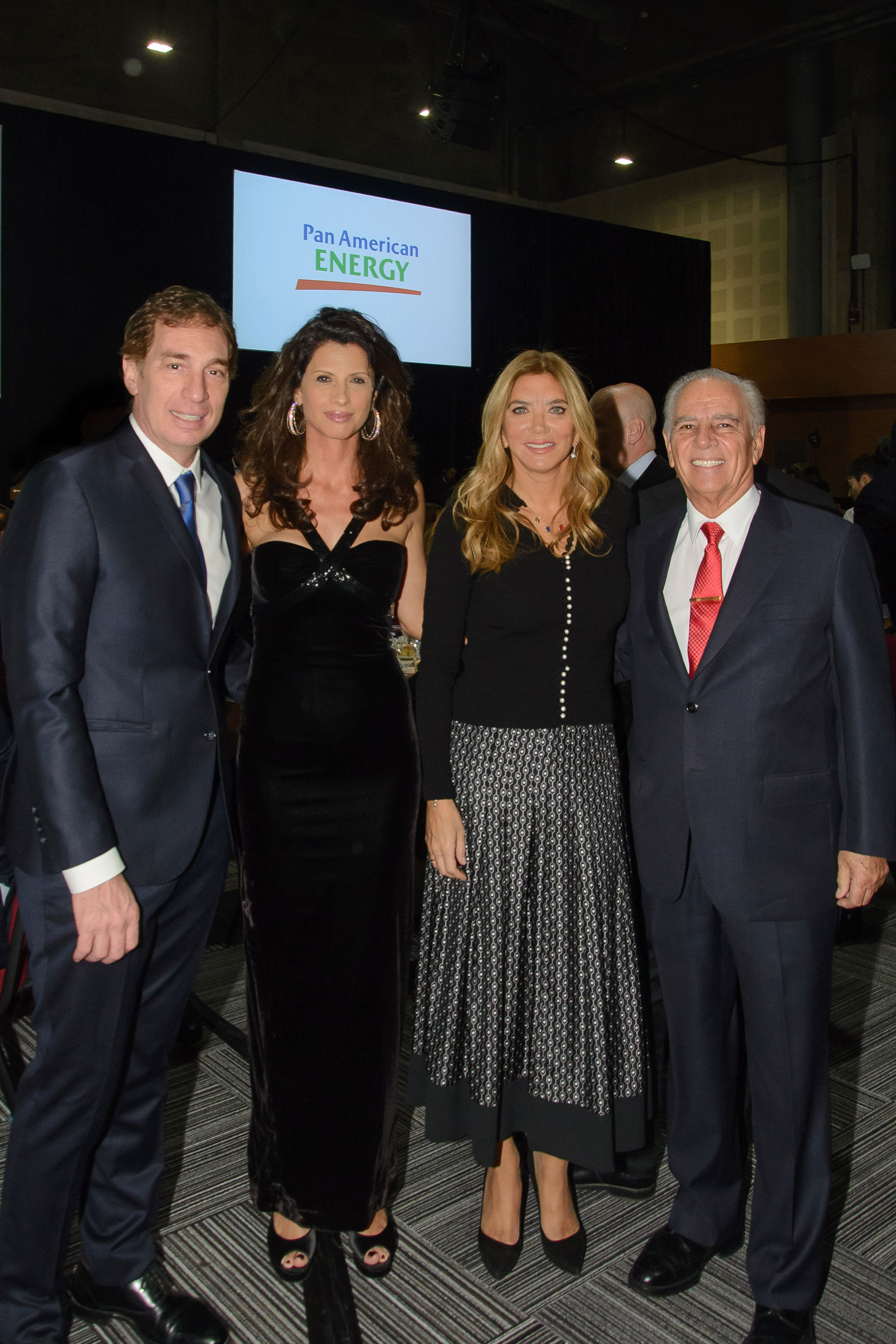 Diego Santilli, vicejefe de Gobierno porteño, junto a su mujer Analía Maiorana, Bettina y Alejandro Bulgheroni