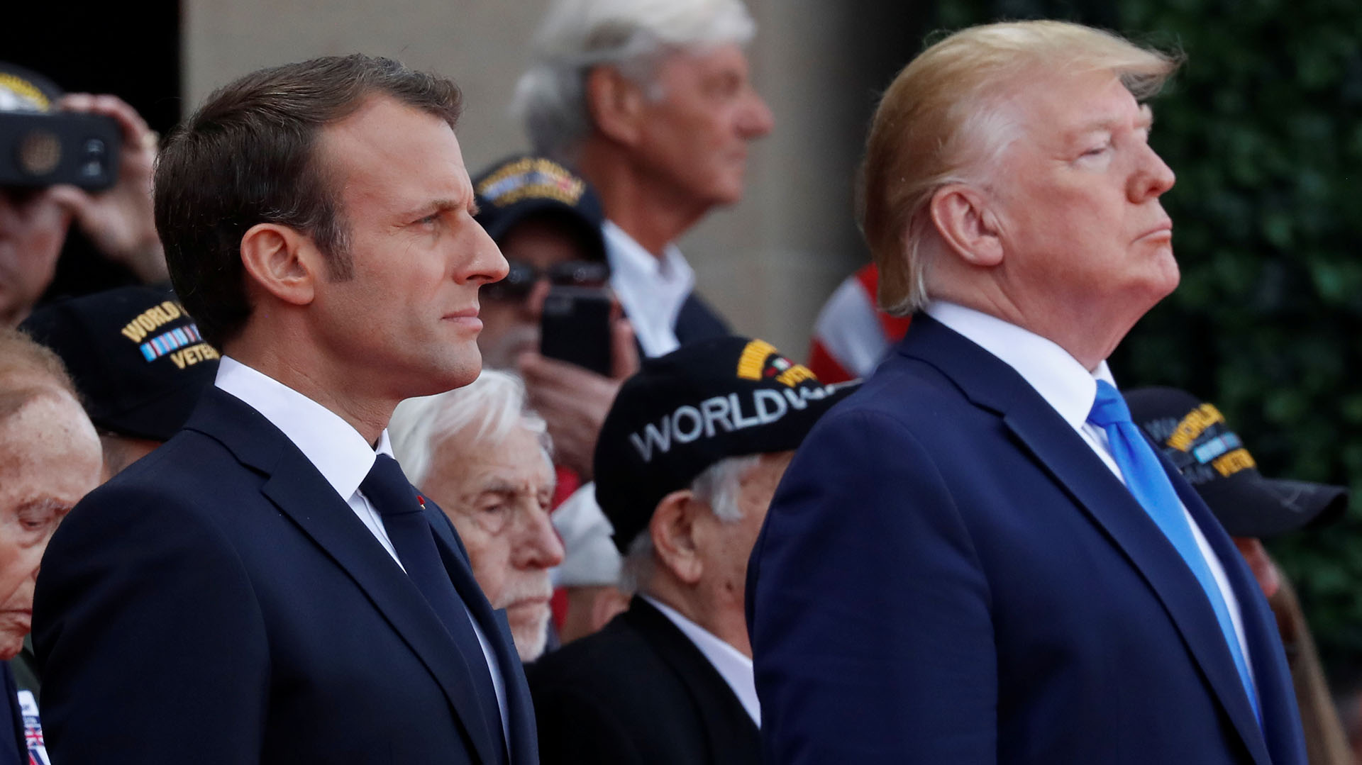 El presidente francés Emmanuel Macron junto a Trump (Reuters)