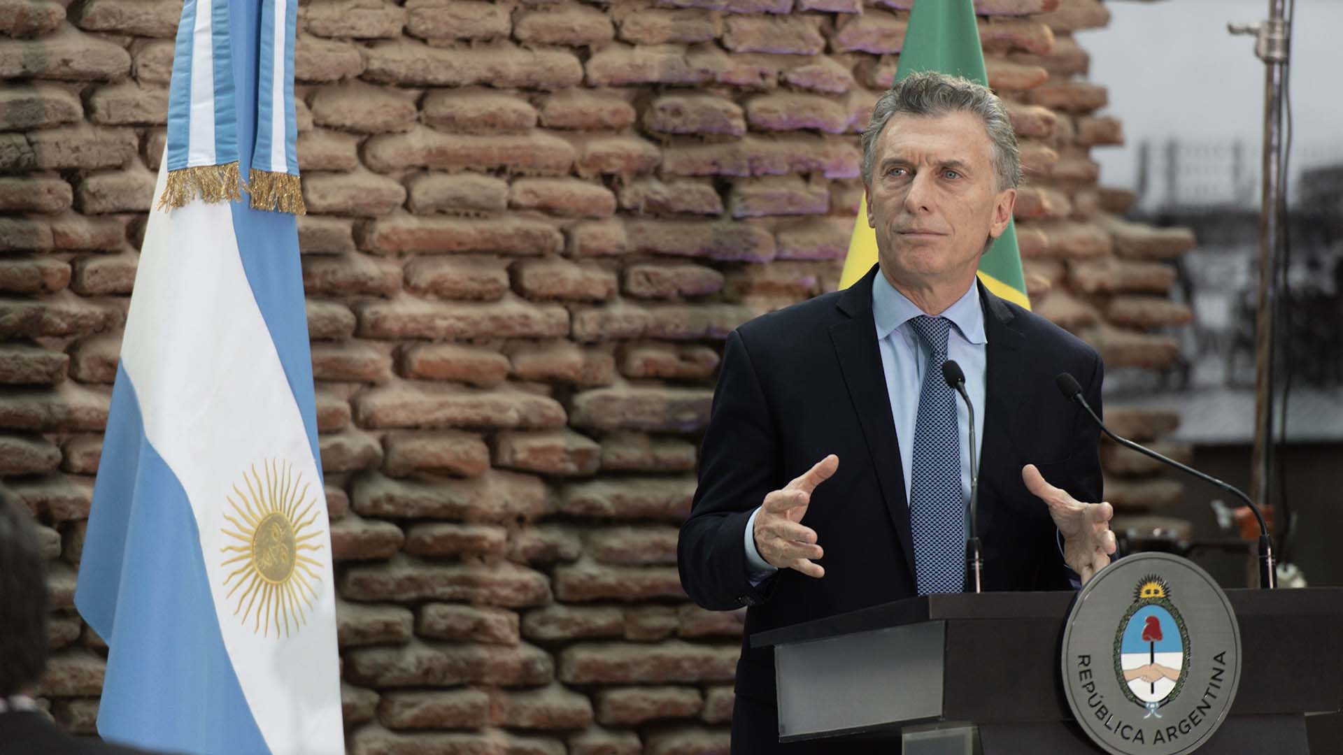 Mauricio Macri le da la bienvenida a la delegación brasileña
