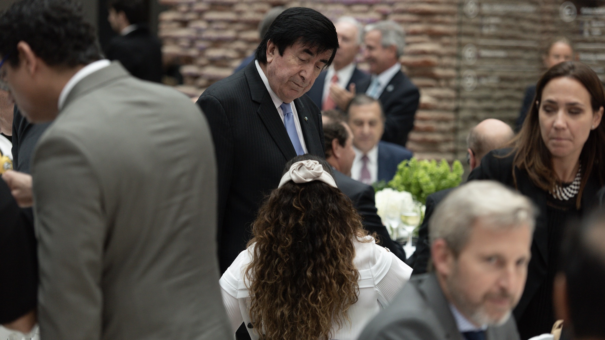 El consultor del gobierno Jaime Durán Barba con la vicepresidente Gabriela Michetti