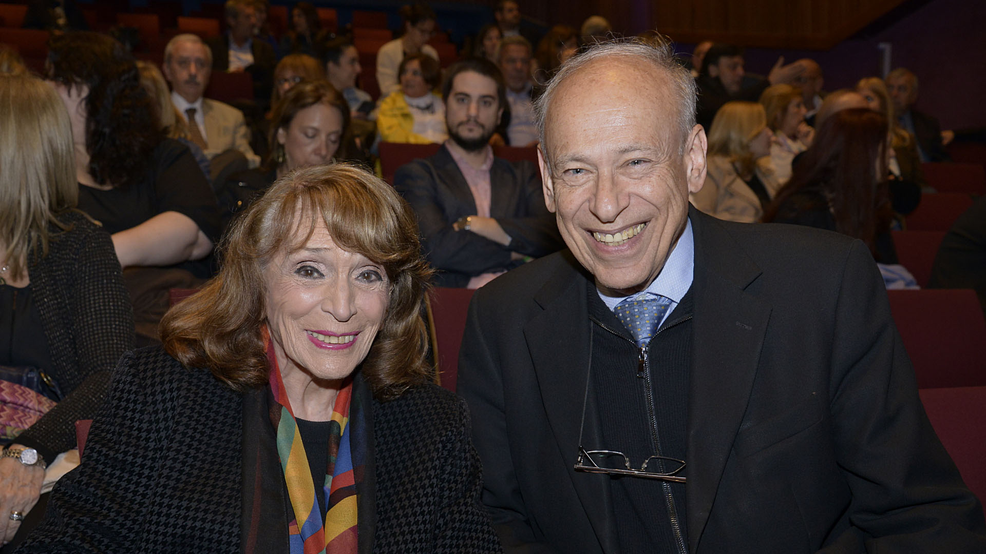 Magdalena Ruiz Guiñazú y Luis Ovsejevich, presidente de la Fundación Konex