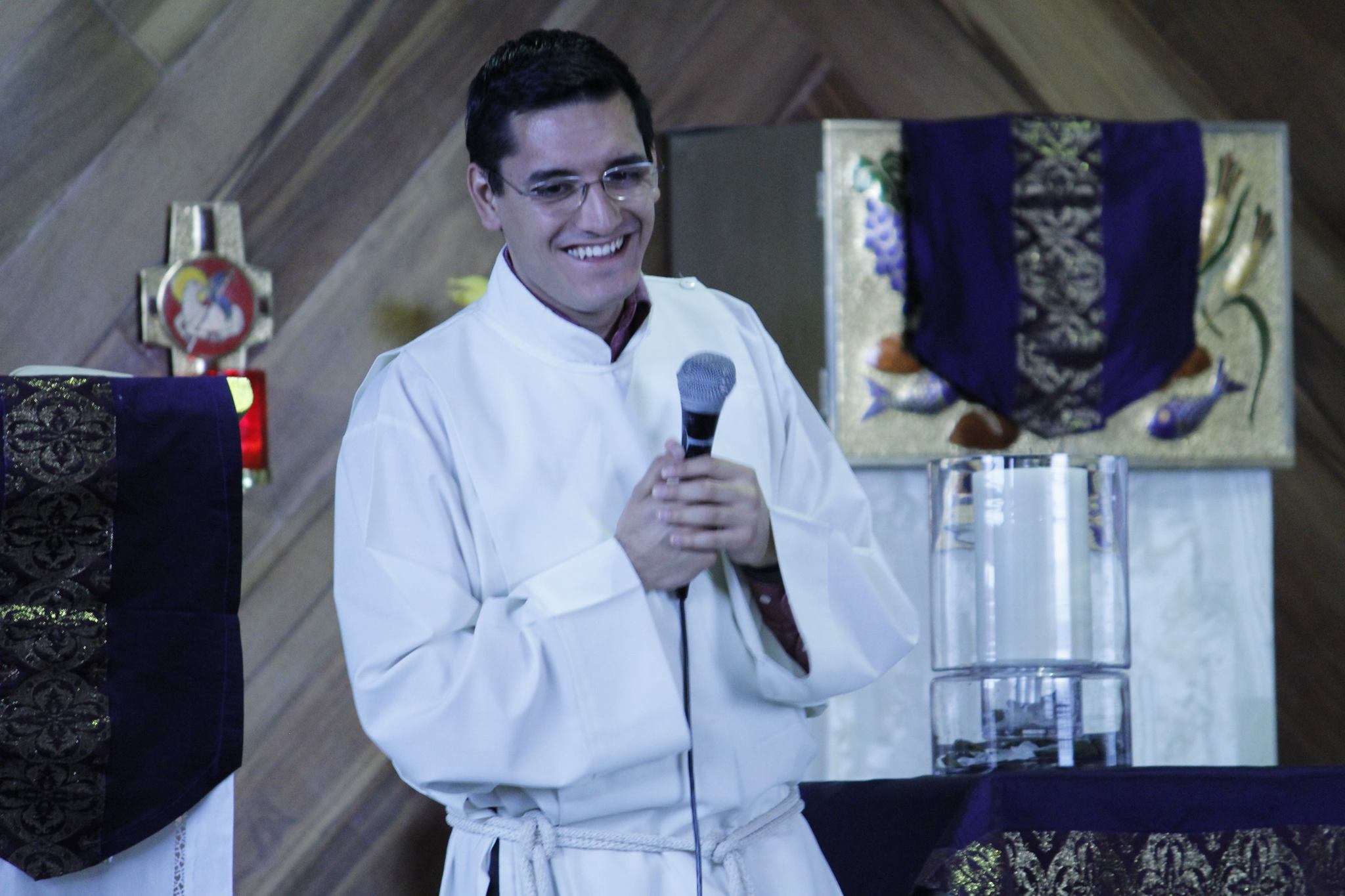 El estudiante de Maestría quería prepararse para ser sacerdote (Foto: Facebook Leonardo Avendaño)