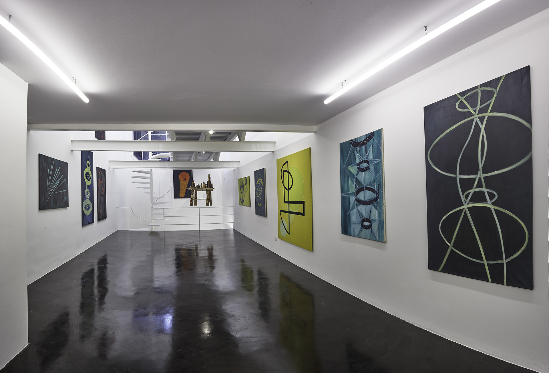 waldengallery presentó la primera exposición individual de Magdalena Jitrik en la galería. Bajo el título “La superación de la guerra”, está compuesta por una selección de obras tanto recientes como de los años 90, período durante el cual participó del efervescente Centro Cultural Rojas y la Beca Kuitka