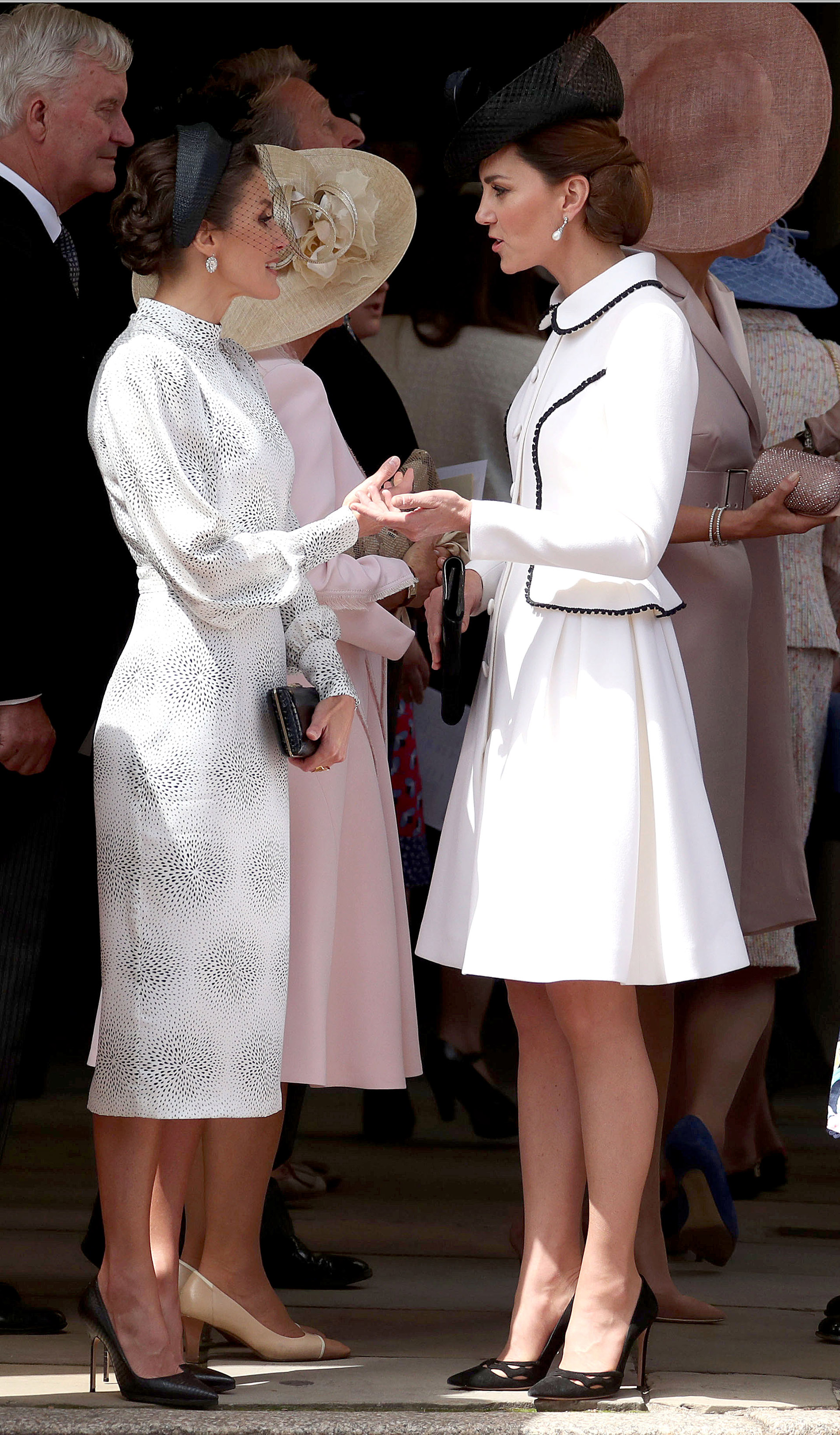 El saludo entre Letizia y Catalina