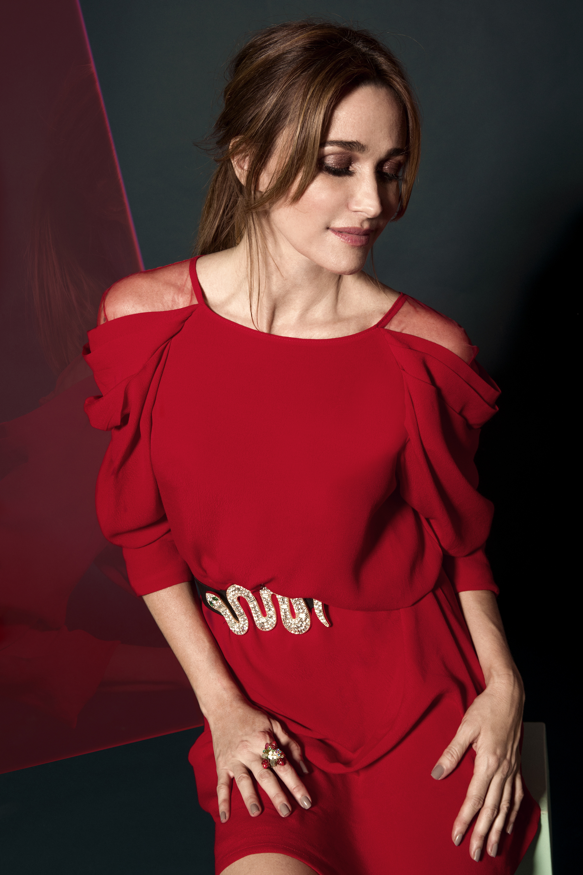 Posa ella. Para la campañas tanto de invierno como de verano, quien está al frente de la imagen de VL by Antolin es Vero. Sin pudor posa frente a la lente de los mejores fotógrafos de moda para mostrar las últimas tendencias de la temporada