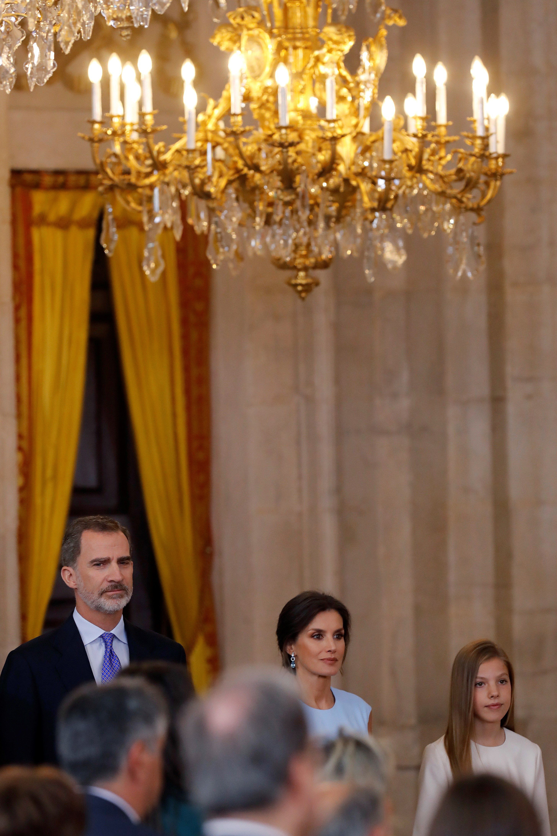 Para su selección, según Zarzuela, se tuvo en cuenta un criterio proporcional de población y se consideró también a las comunidades pluriprovinciales, de forma que proceden de provincias distintas