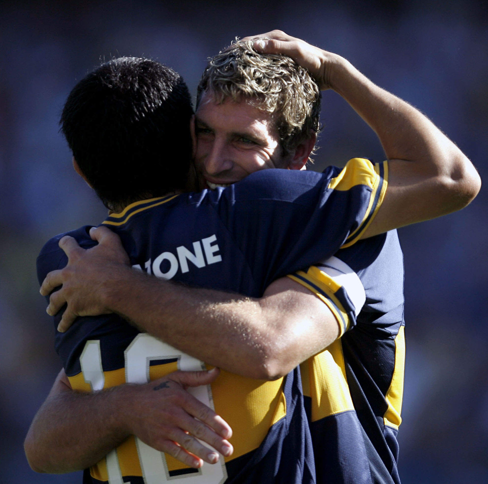Un abrazo inolvidable con Palermo (AFP)