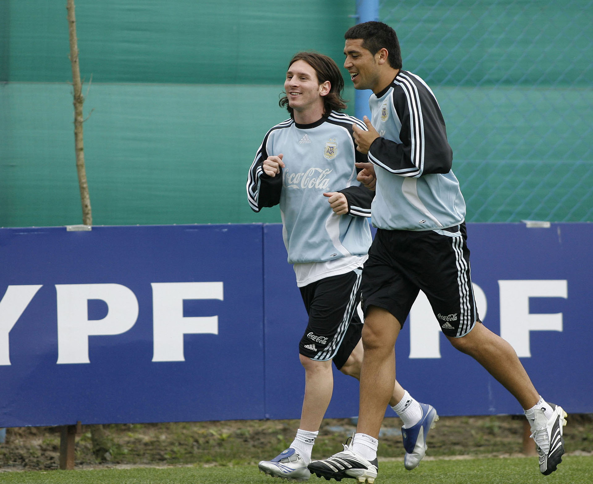 Con Lionel Messi jugaron juntos en el conjunto nacional (NA)