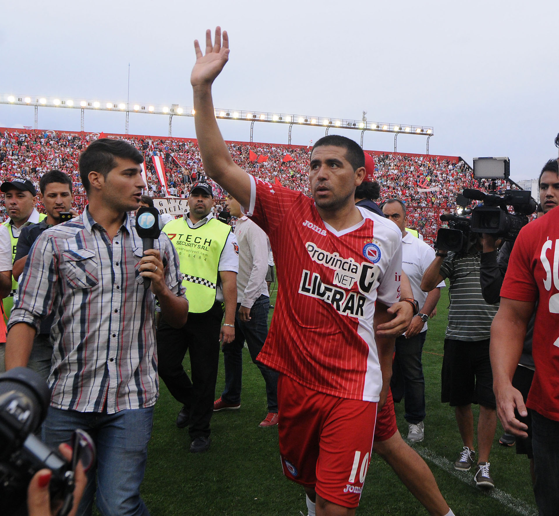 En 2014, consiguió el ascenso a Primera División con “El Bicho” (NA)