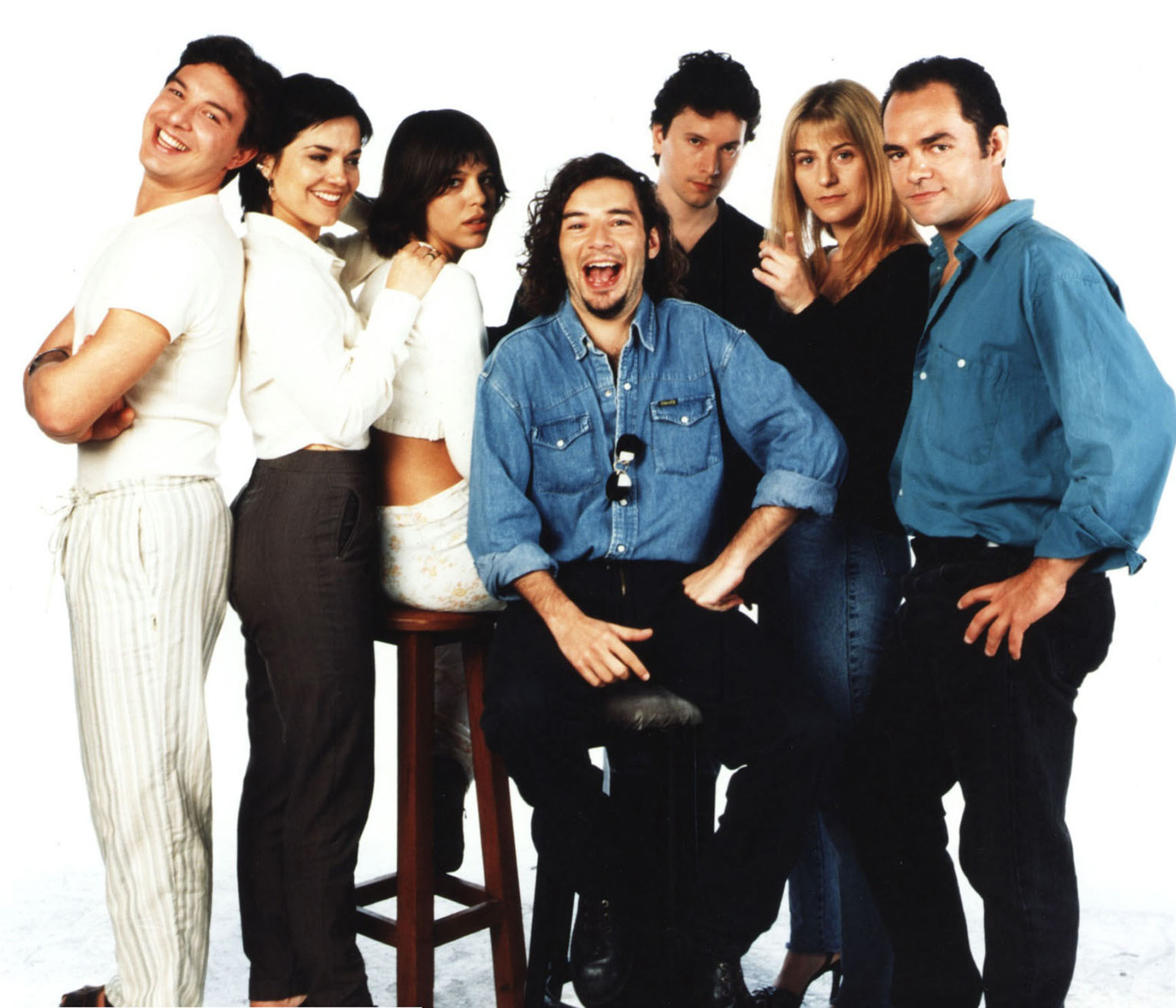 “Verdad, consecuencia” fue la segunda serie, emitida también por El Trece entre 1996 y 1998. Los protagonistas eran Fabián Vena, Emilia Mazer, Andrea Pietra, Antonio Birabent, Valentina Bassi, Damián De Santo y Carlos Santamaría
