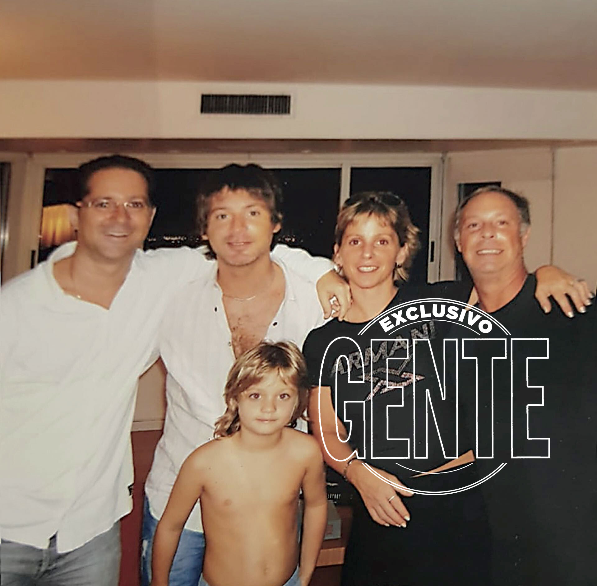 “Mi viejo llegó a verme popular, convencido de mi vocación, y sé que estuvo orgulloso”, recuerda Adrián.