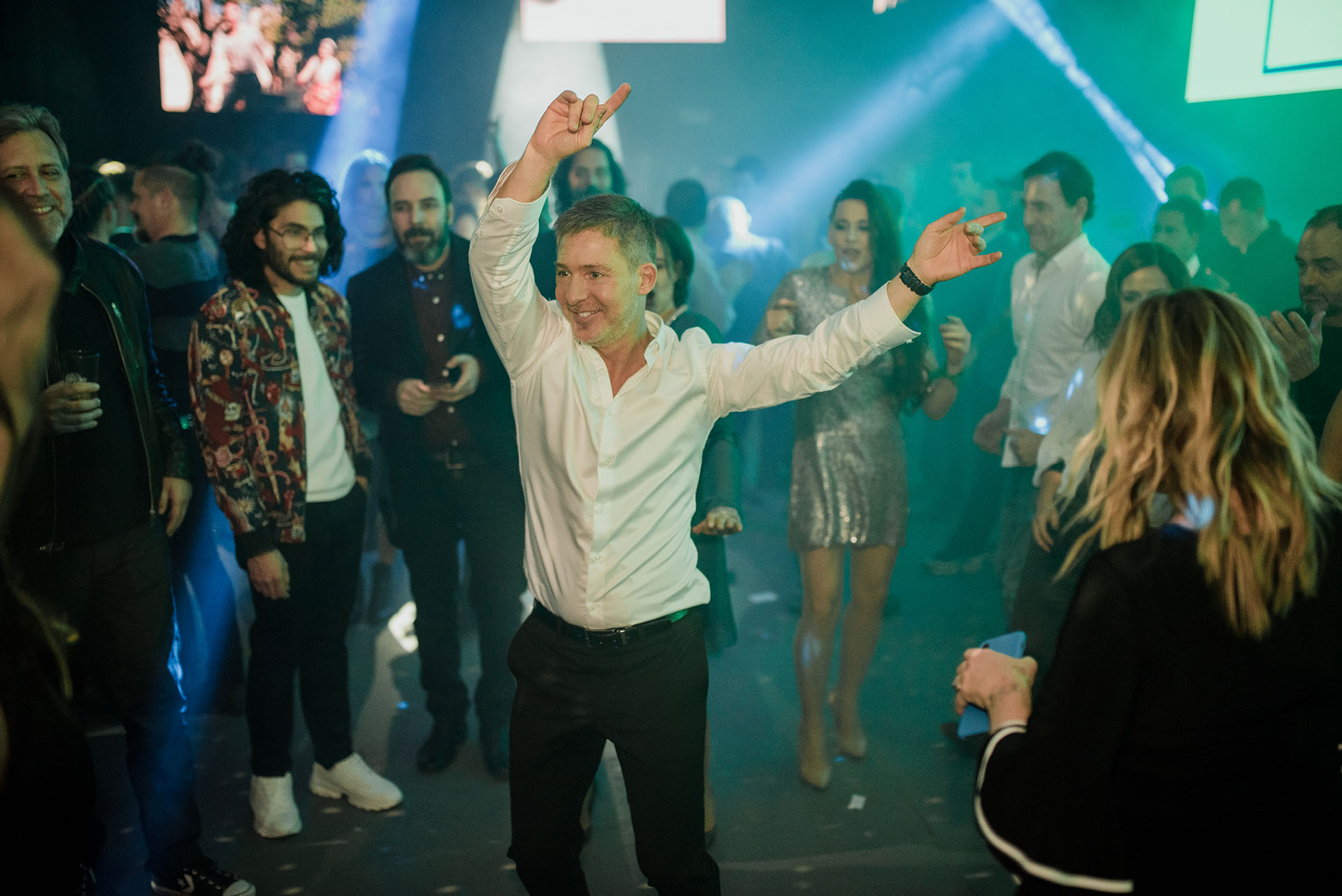 Suar se divirtió bailando en la pista