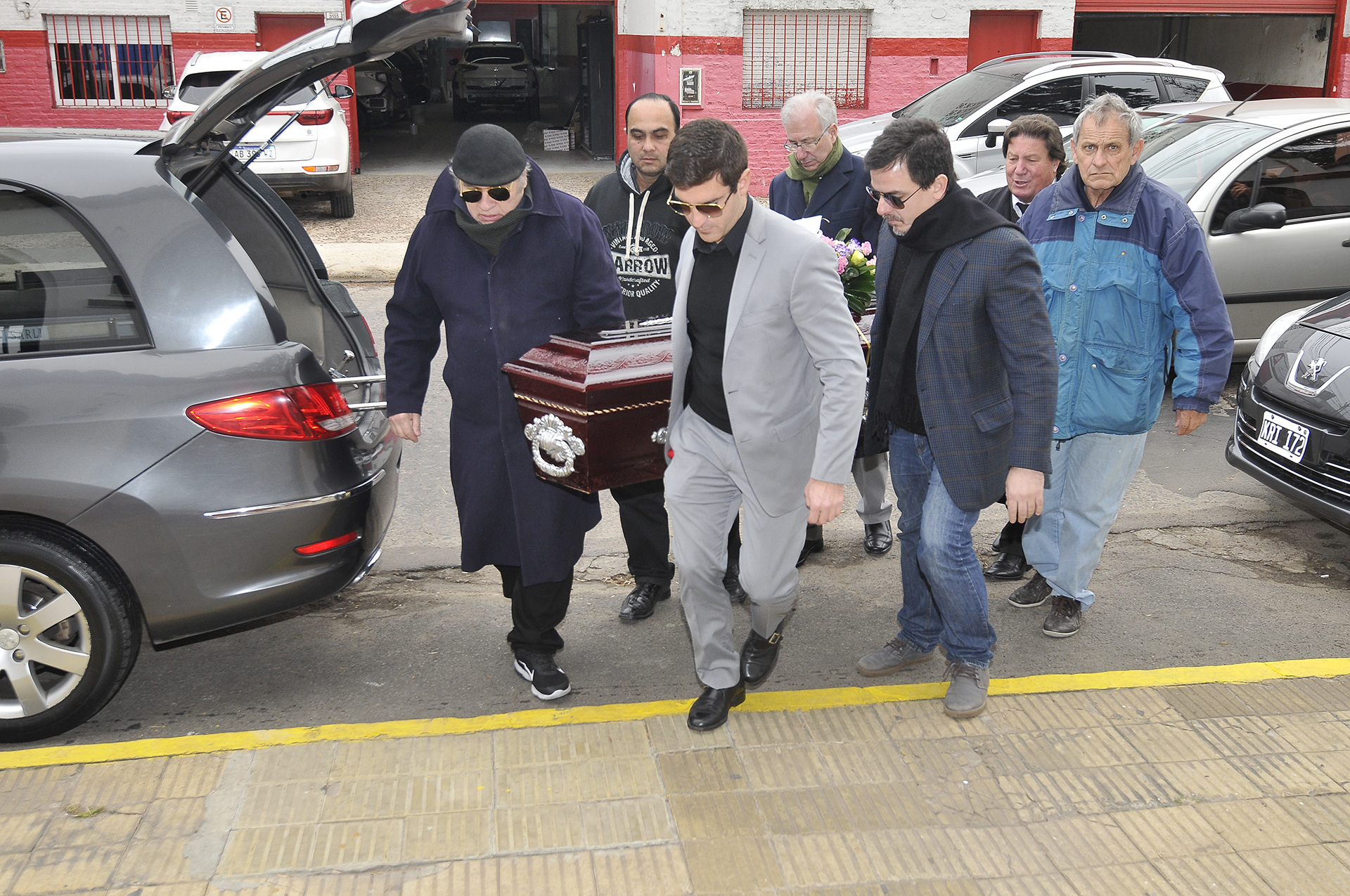 Los restos de la “Coca” serán depositados en la bóveda familiar del cementerio, junto a los de su madre María Elena Sarli y rodeada de fotos de su amado Armando Bo