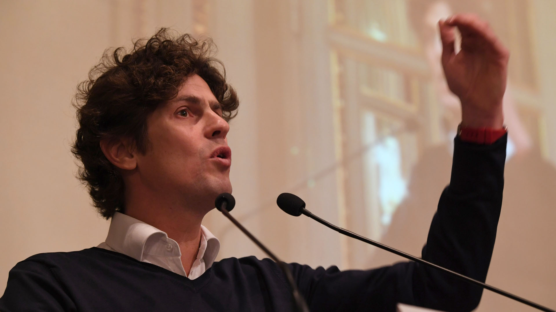 Martín Lousteau (Maximiliano Luna)