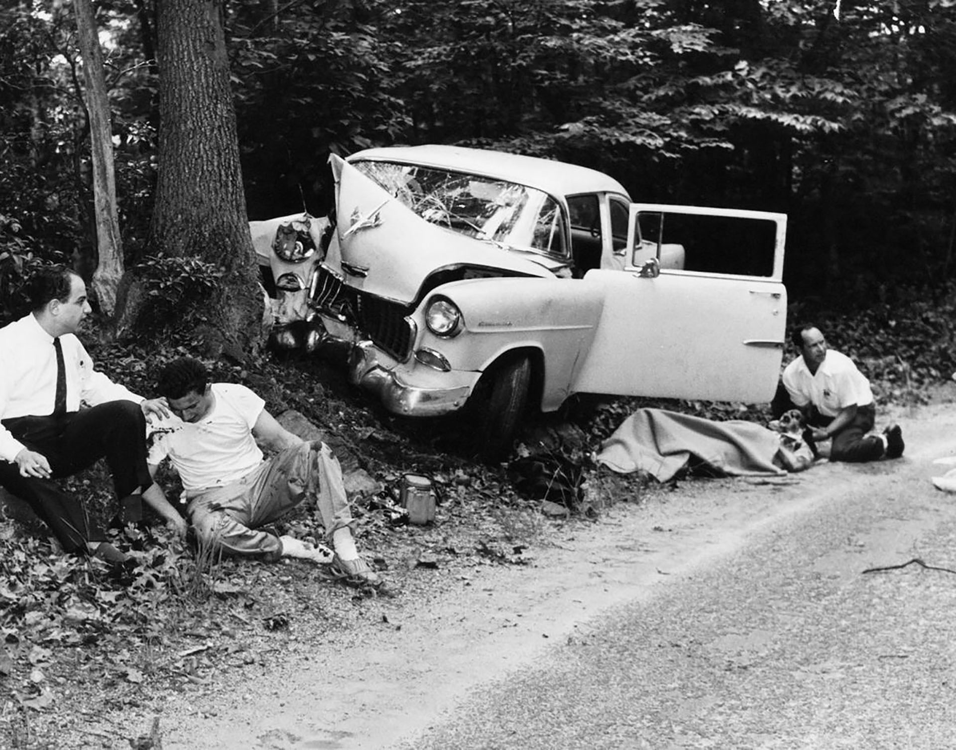El accidente que sufrió Mara Scherbatoff cuando cubría la boda de Marilyn Monroe y Arthur Miller (AP)