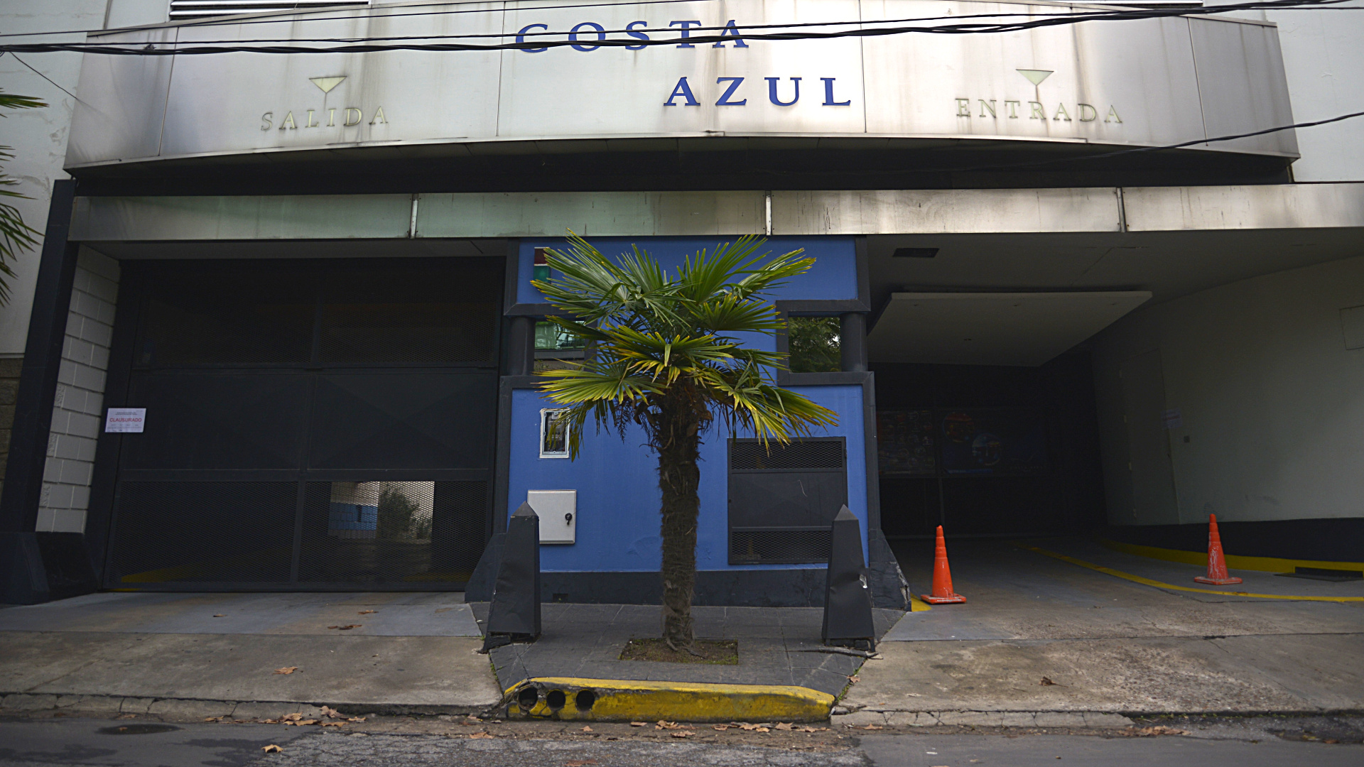 La menor estaba desvanecida en el cuarto temático “Inferno” del “Sector Azul” del hotel
