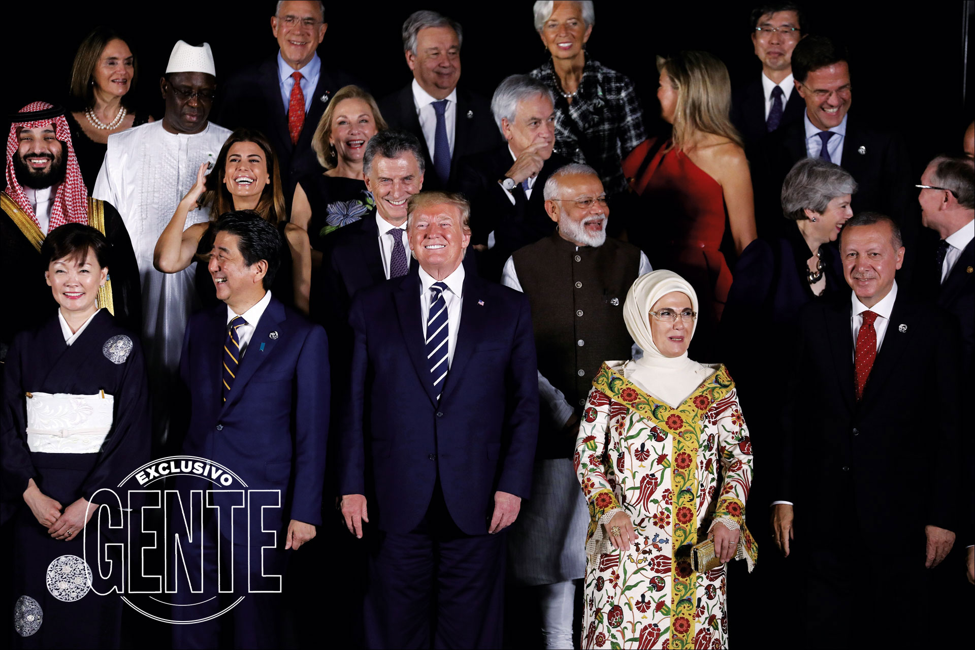 En la foto oficial del encuentro, la primera dama argentina y Mauricio Macri estuvieron ubicados detrás de Donald Trump, presidente de Estados Unidos.
