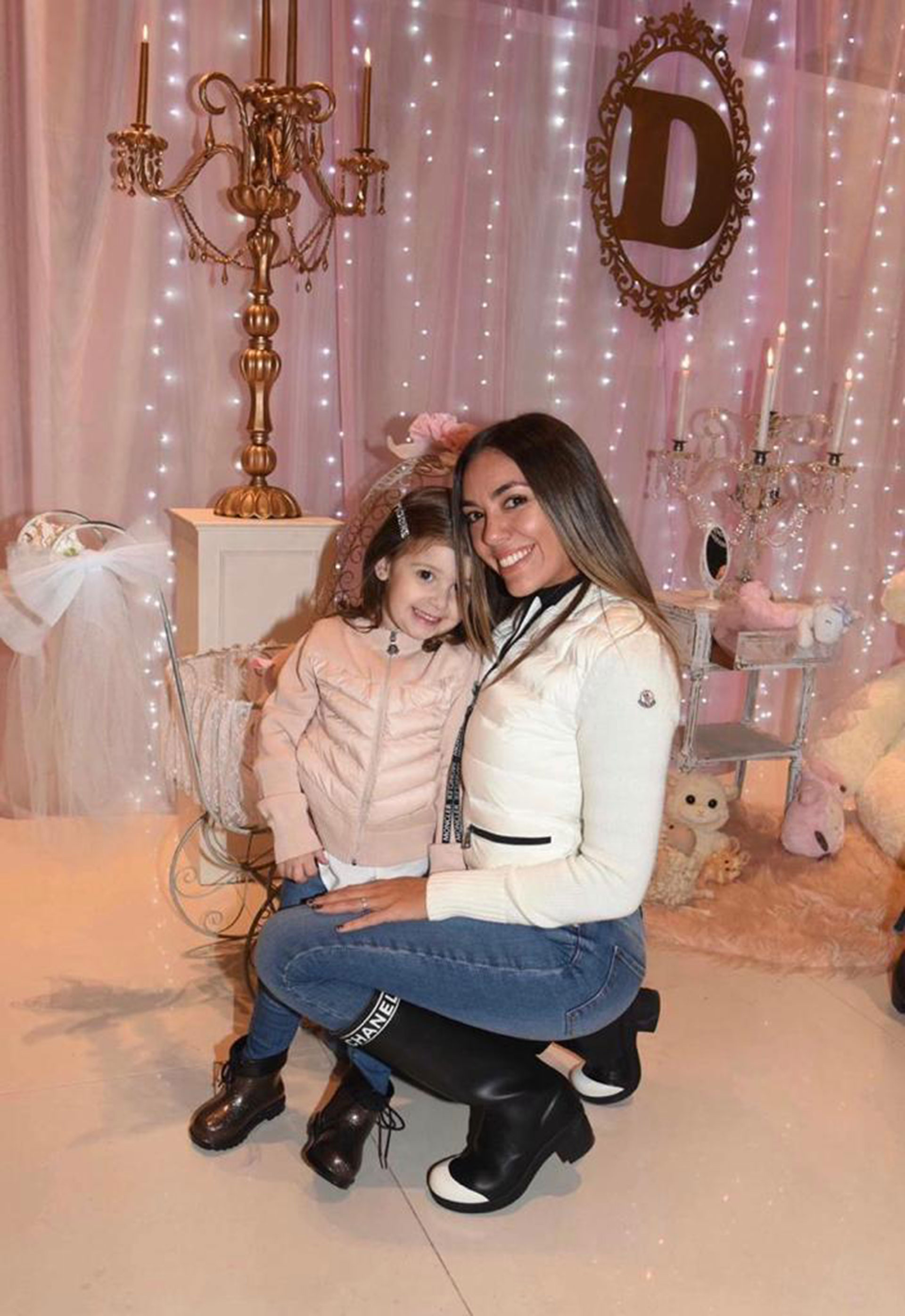 Florencia Tesouro y su hija, Moorea, que el 8 de septiembre cumplirá tres años