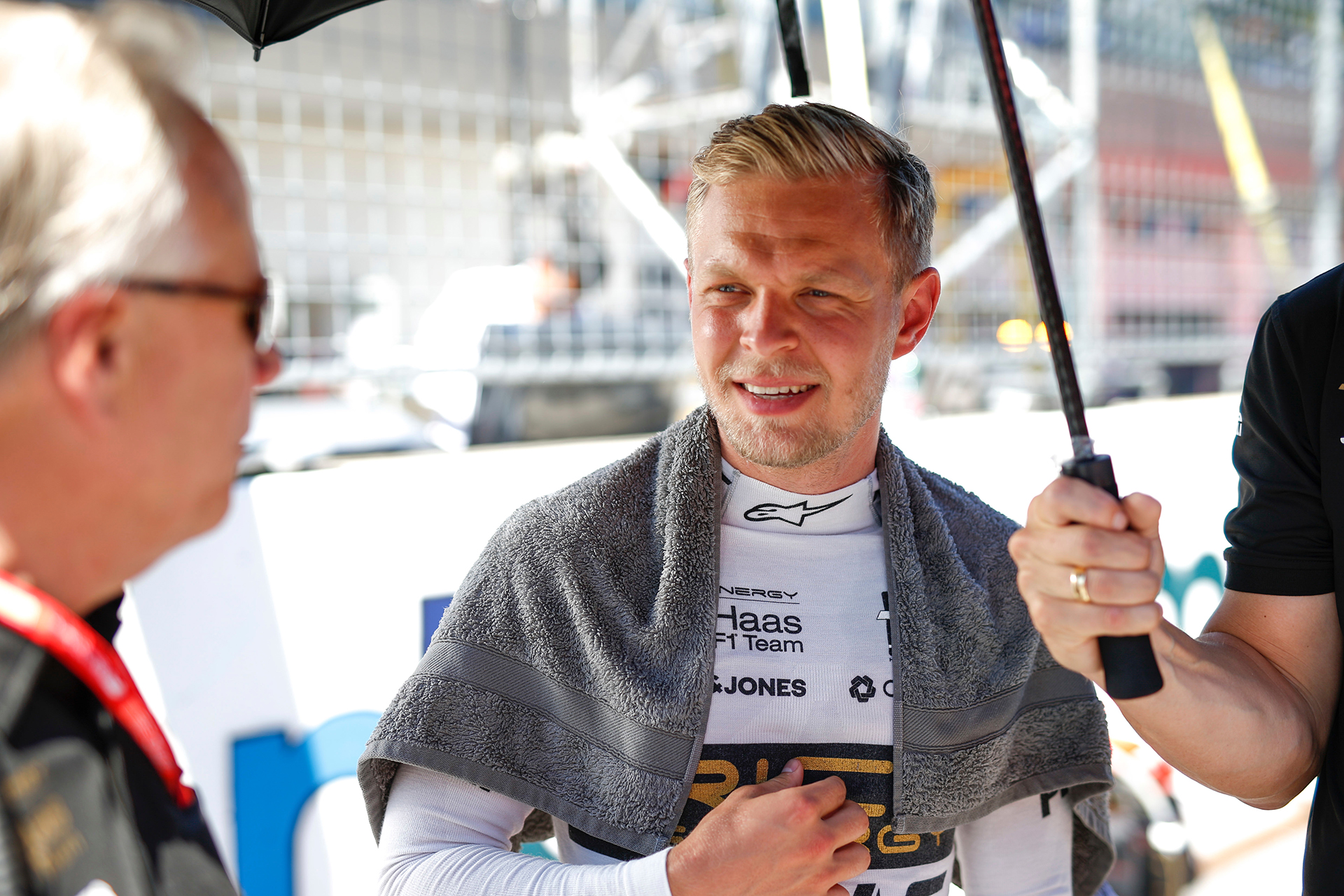 Kevin Magnussen (Rich Energy Haas), USD 2,255 millones