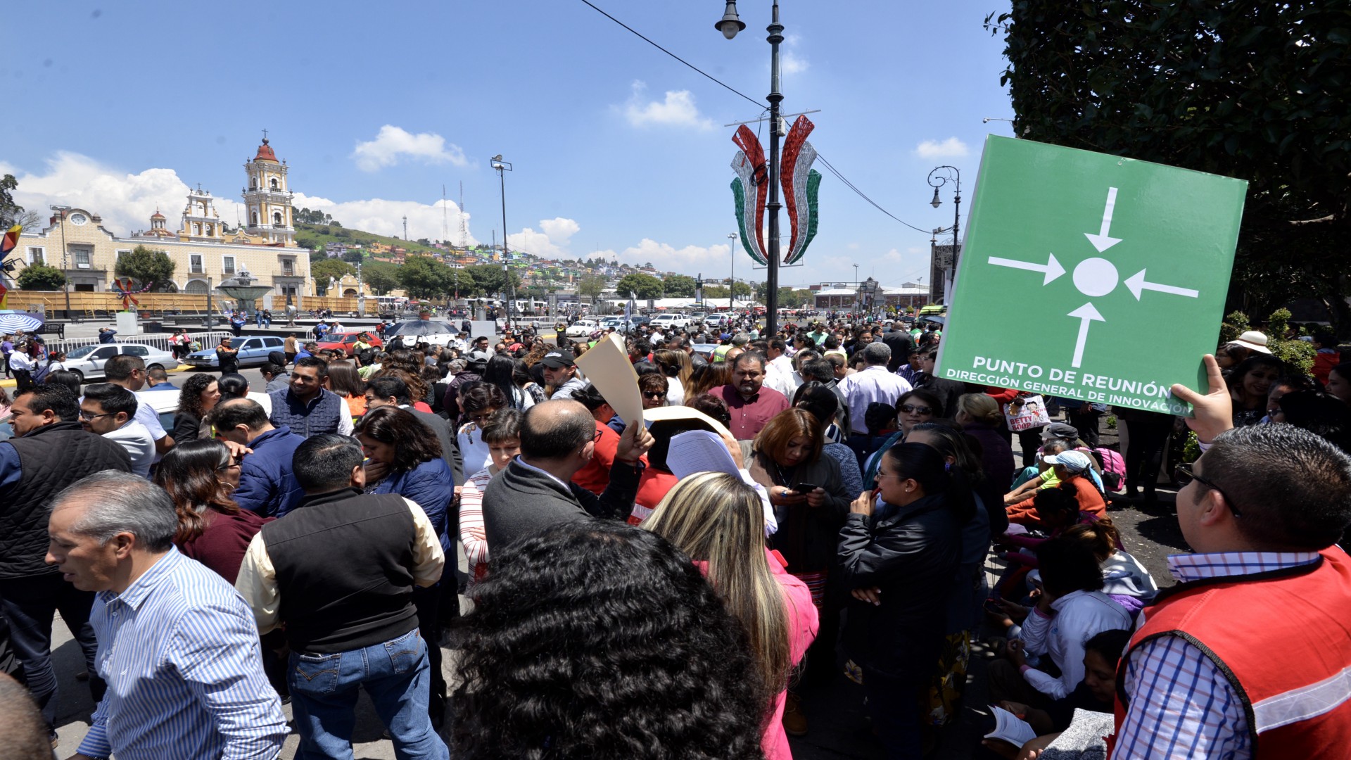 Las Agencia para el Manejo de Emergencias de EEUU y California emitieron recomendaciones para prevenir y reducir desastres ocasiones por un sismo (Foto: Cuartoscuro)