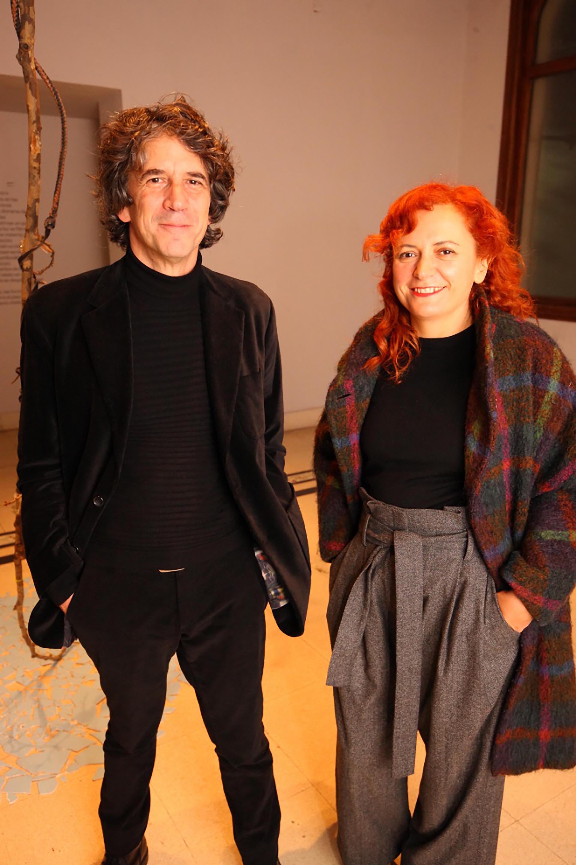 El artista argentino Pablo la Padula y la uruguaya, Rita Fischer.