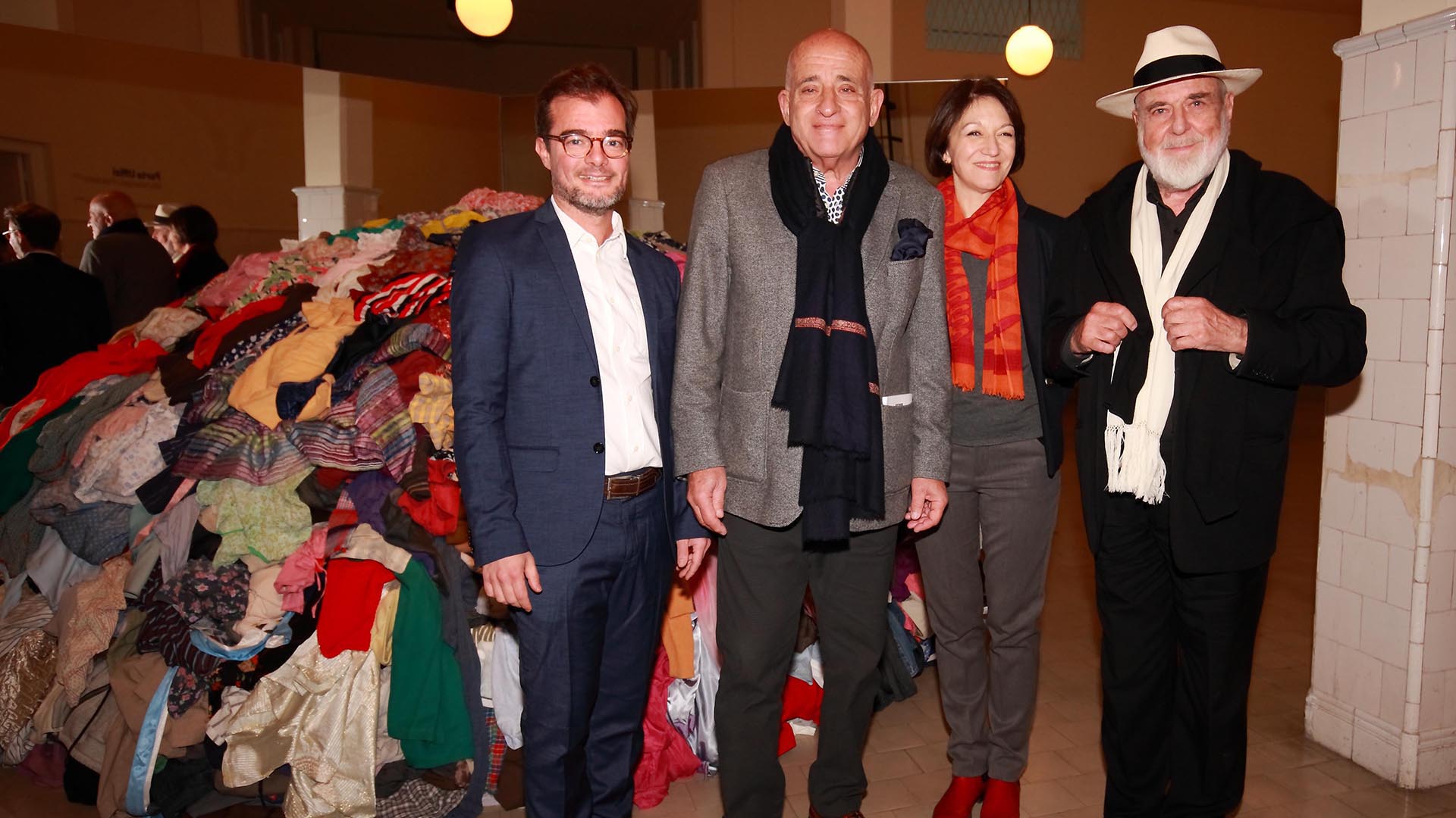Enrique Avogrado, ministro de Cultura de la ciudad, Anibal Jozami y Diana Wechsler,y Michelangelo Pistoletto, prestigioso artista italianos contemporáneos