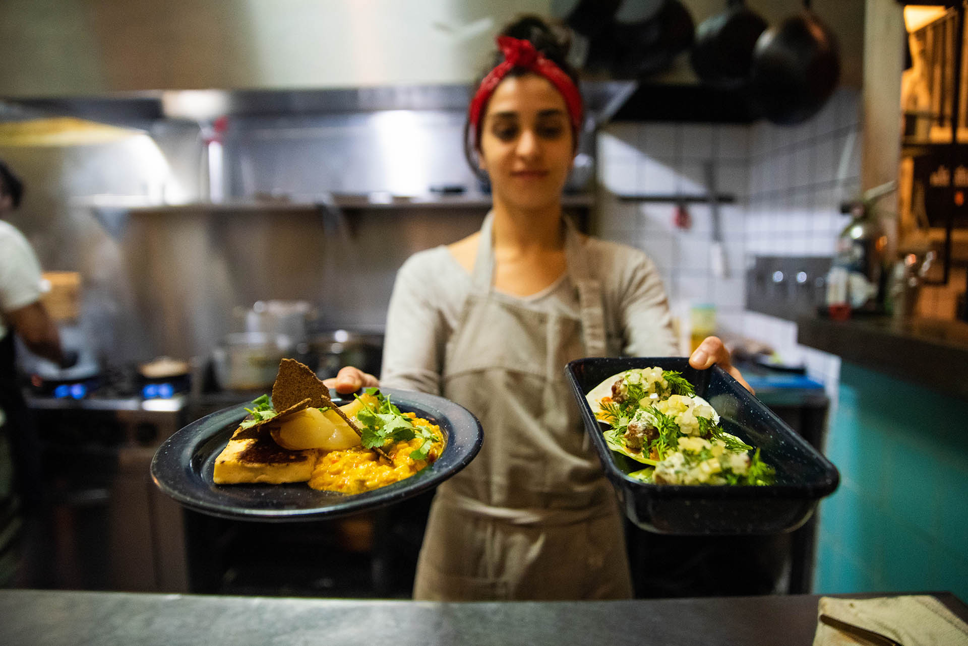 En los sabores, en las salsas y en la construcción de los platos en sí, en Lardo & Rosemary se fusionan la cocina oriental y latinoamericana